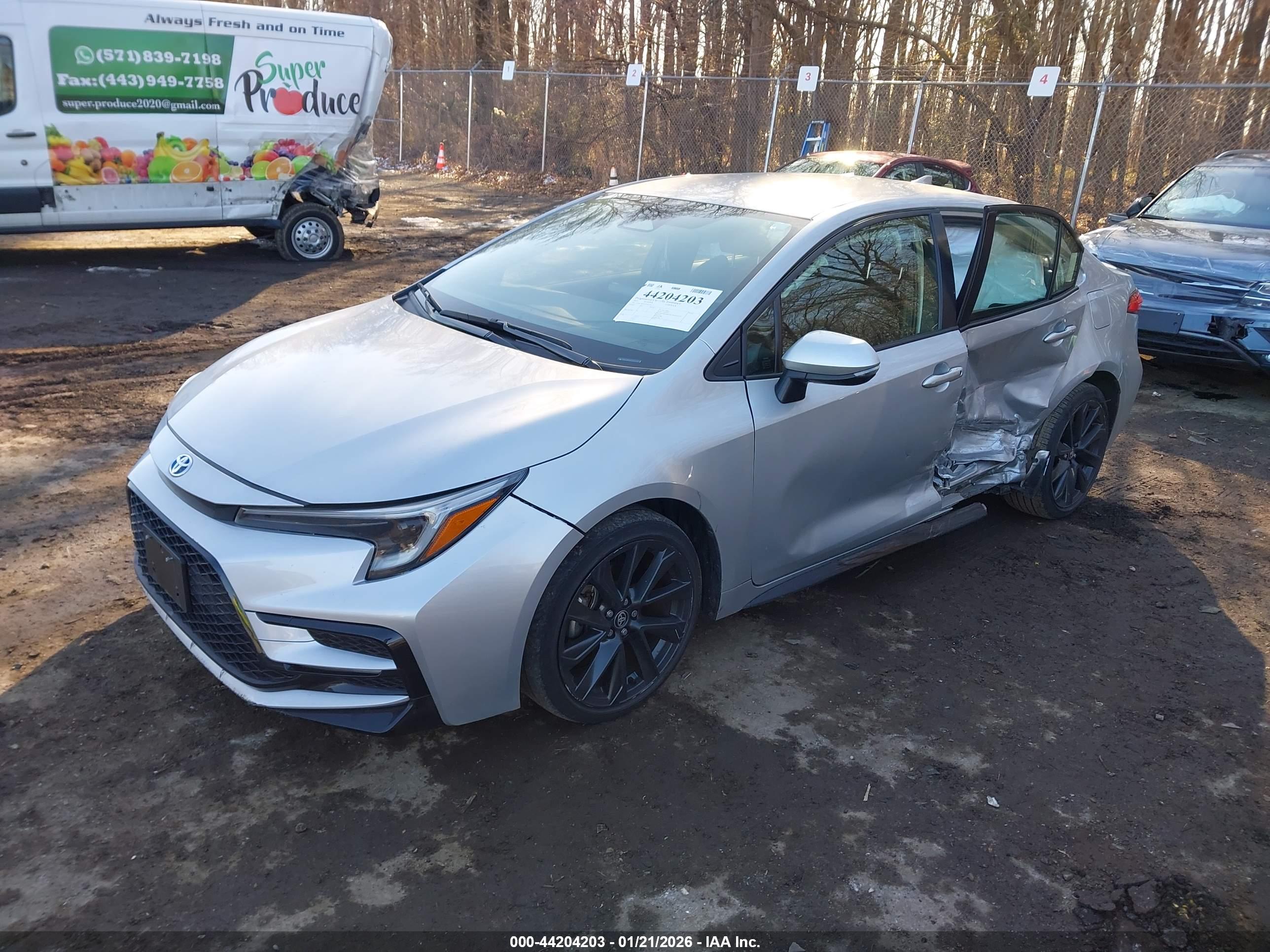 TOYOTA COROLLA image 2