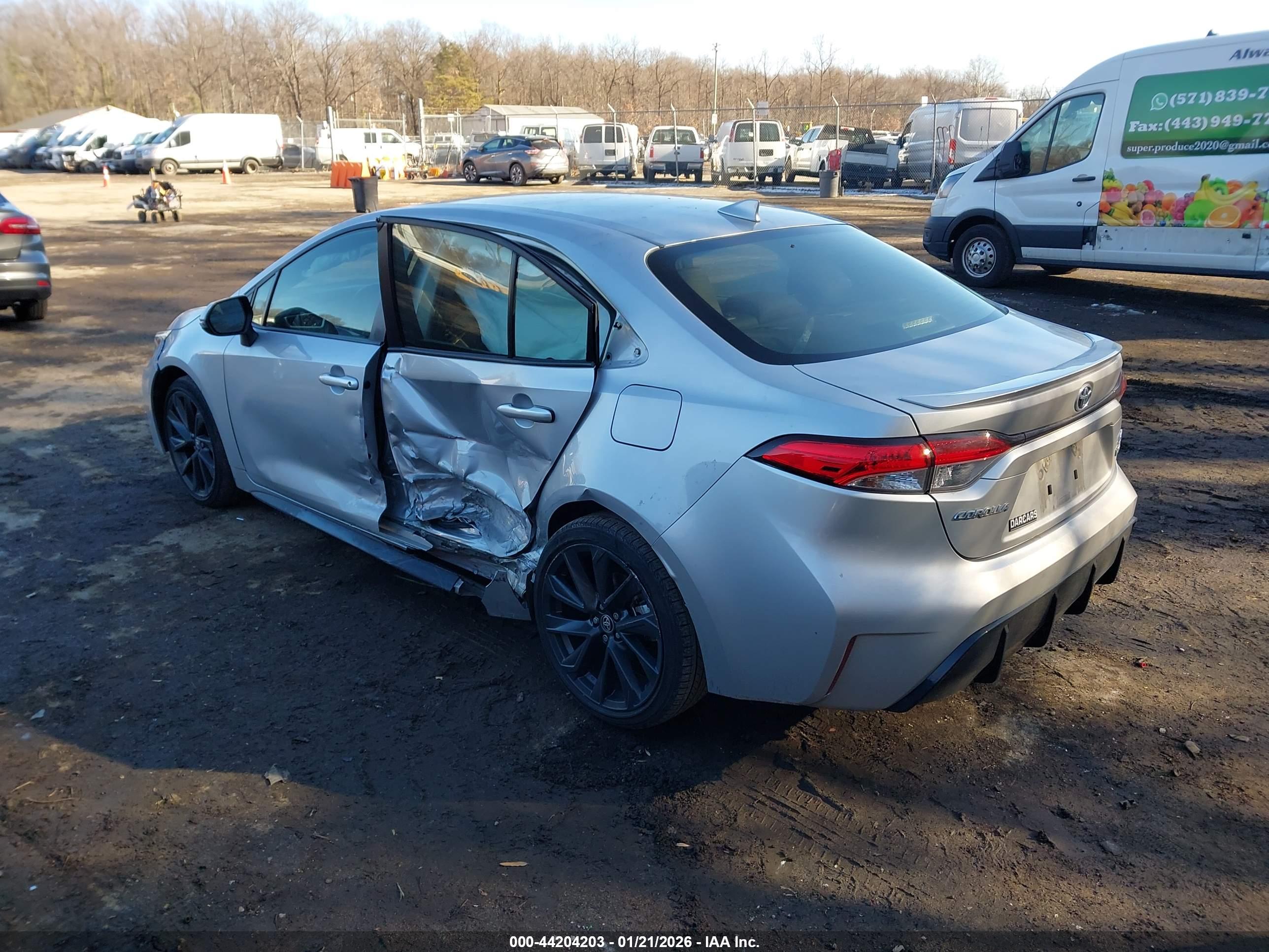 TOYOTA COROLLA image 3