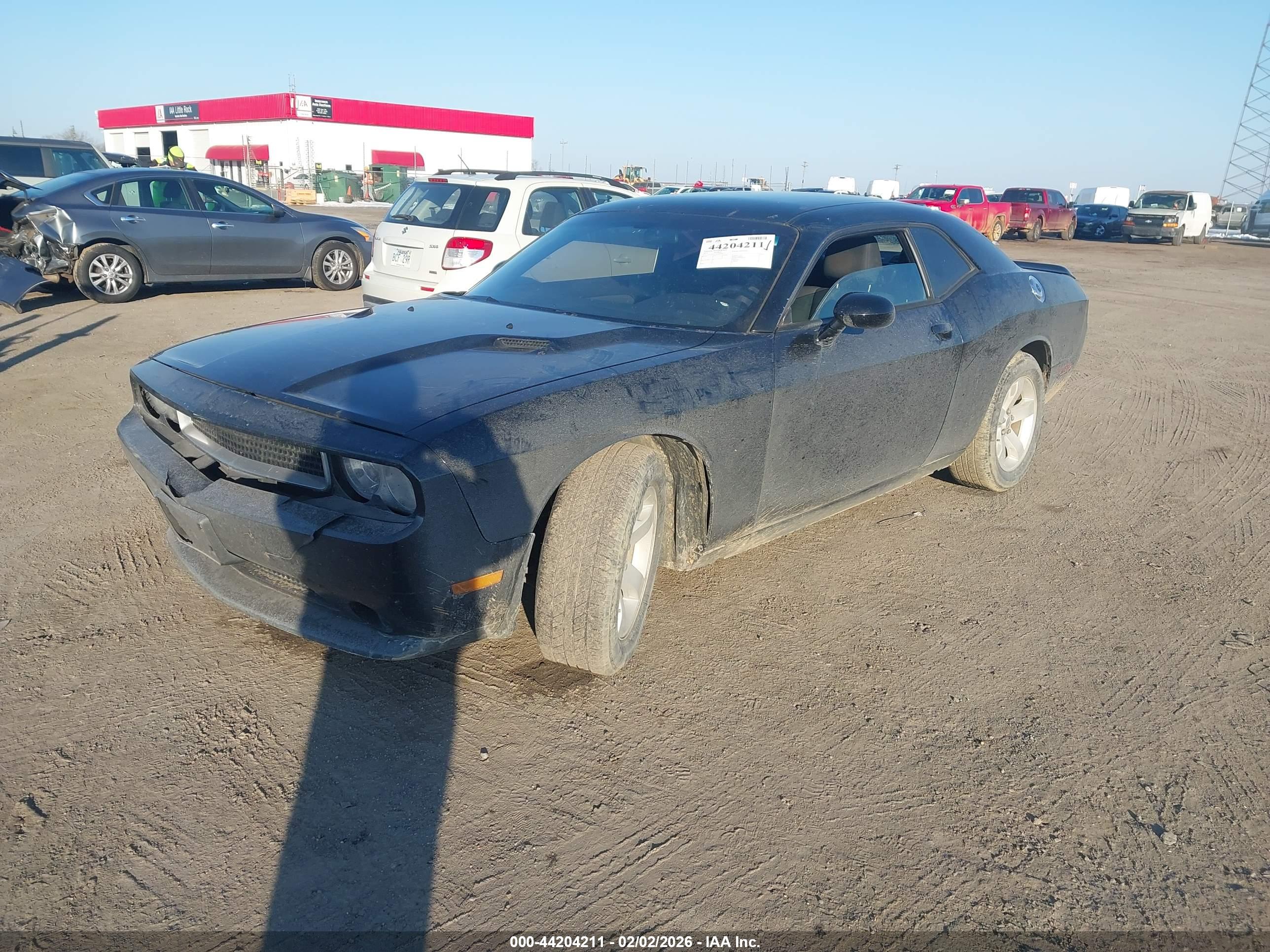 DODGE CHALLENGER image 2