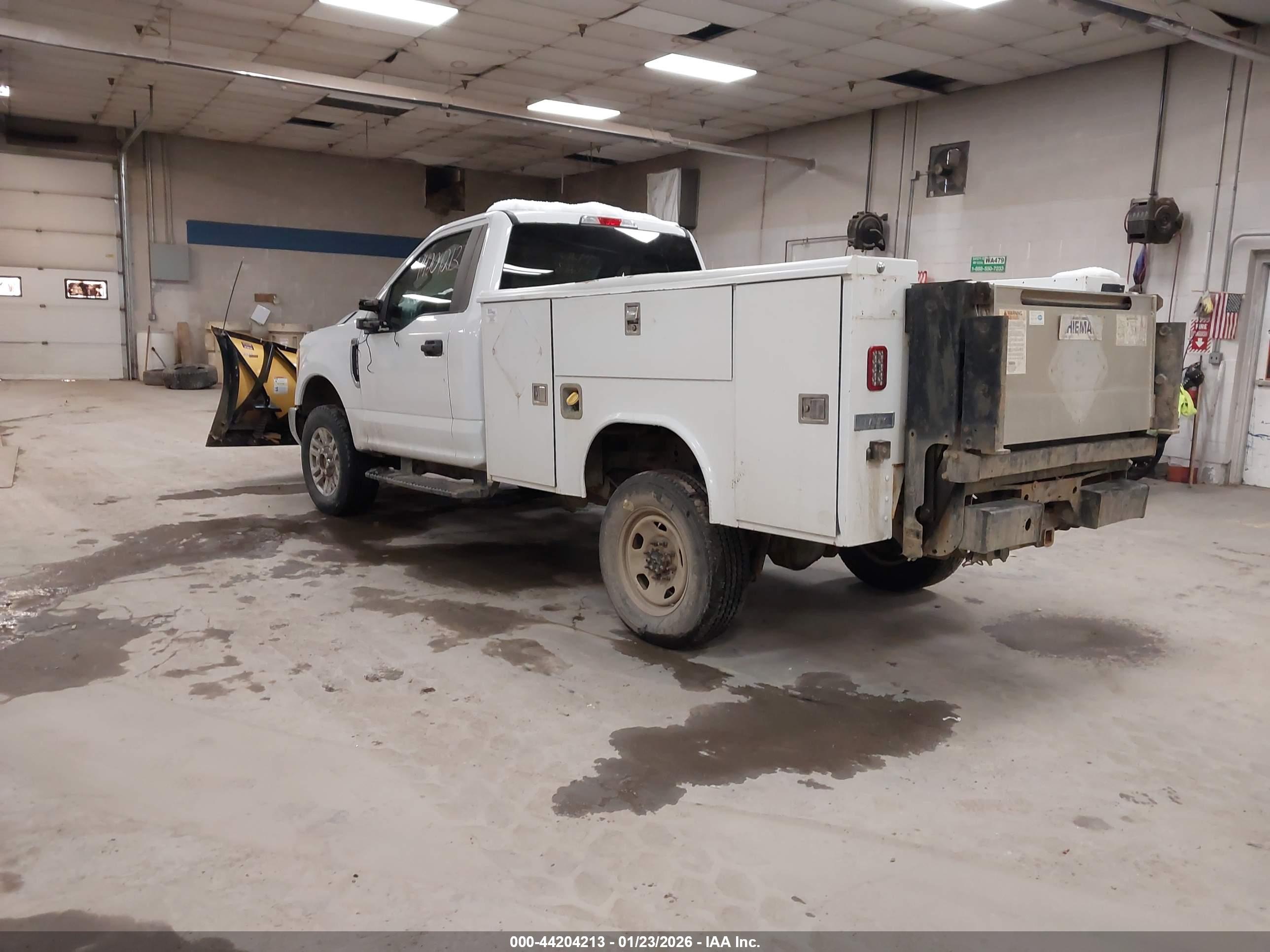 FORD F-350 image 3