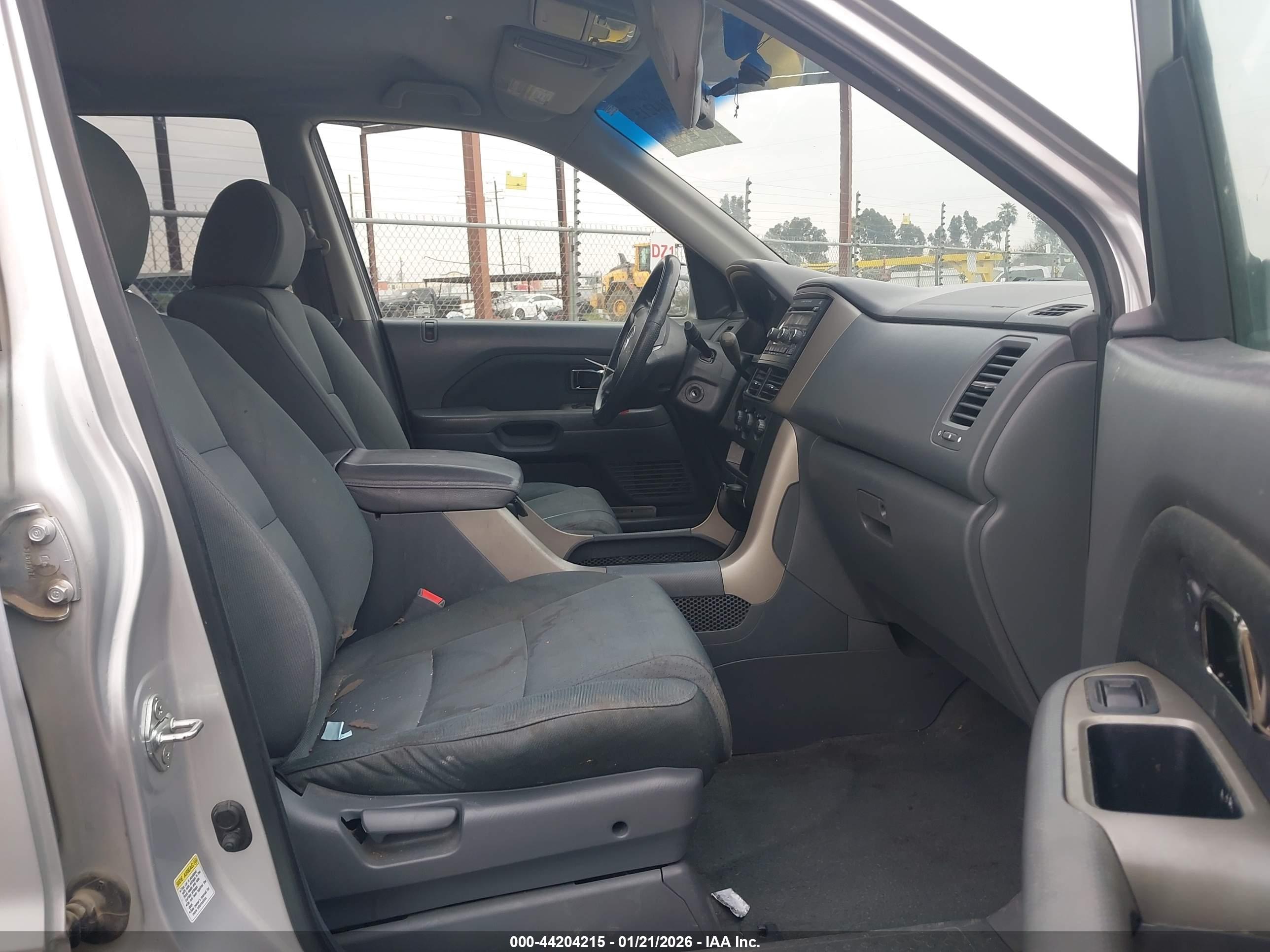 HONDA PILOT image 5