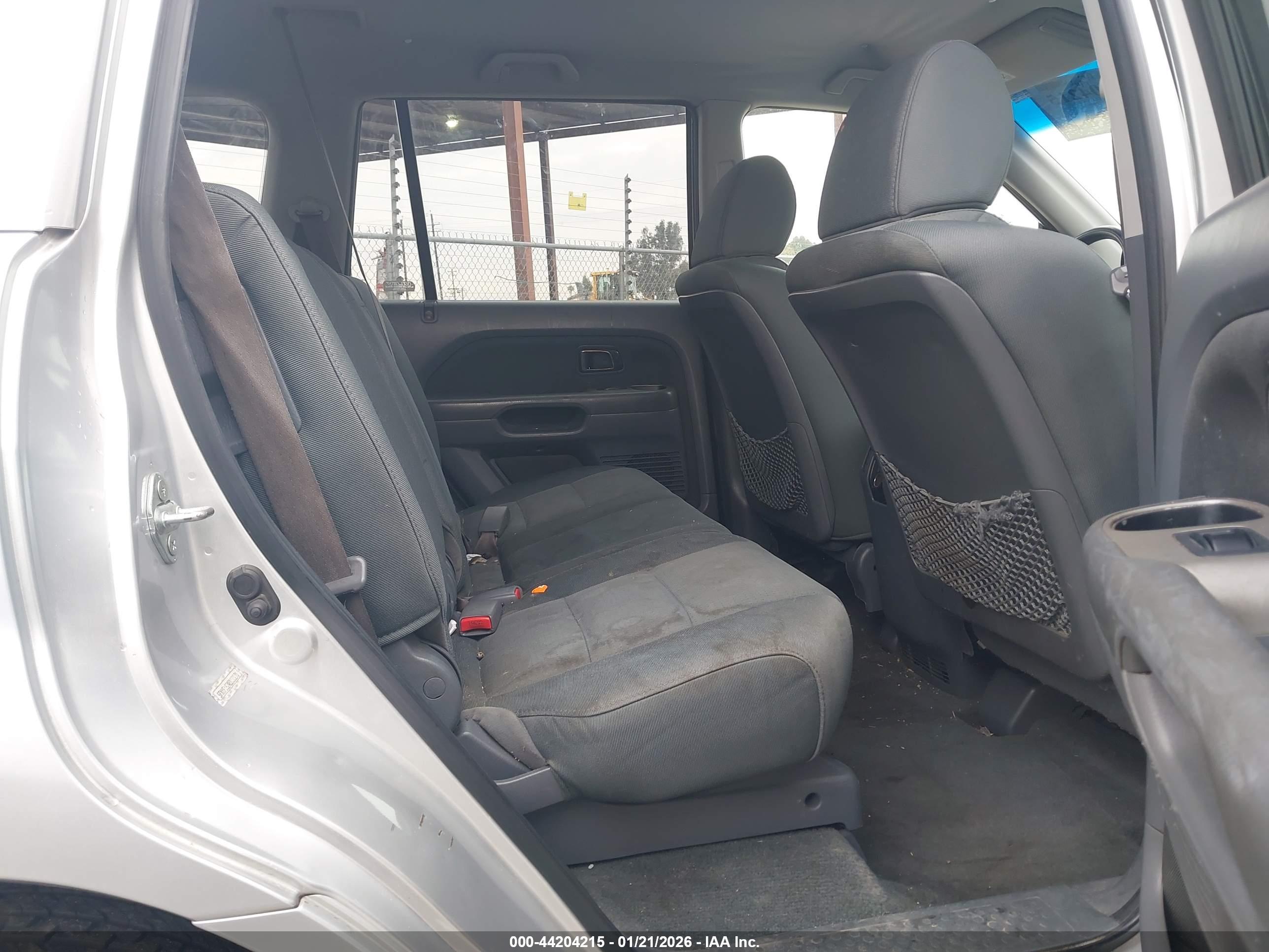 HONDA PILOT image 8