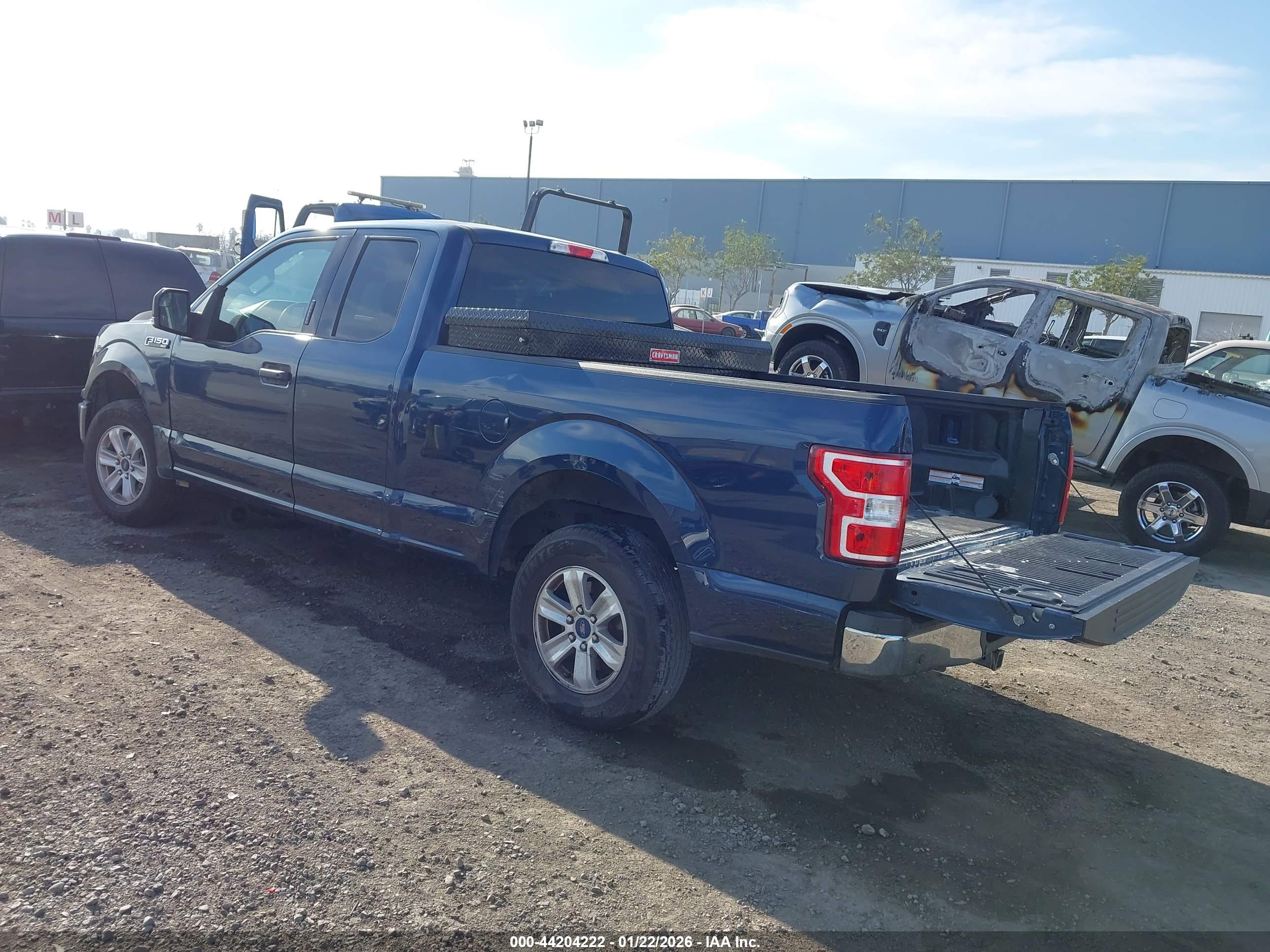 FORD F-150 image 3