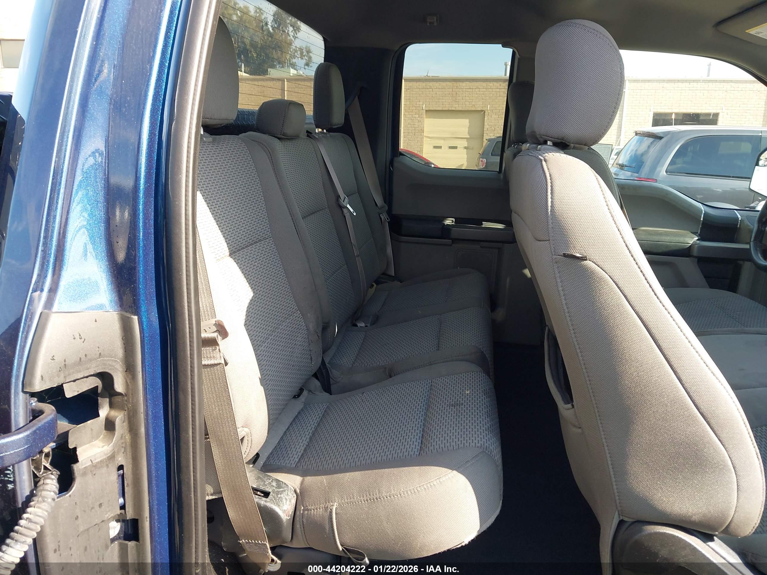 FORD F-150 image 8