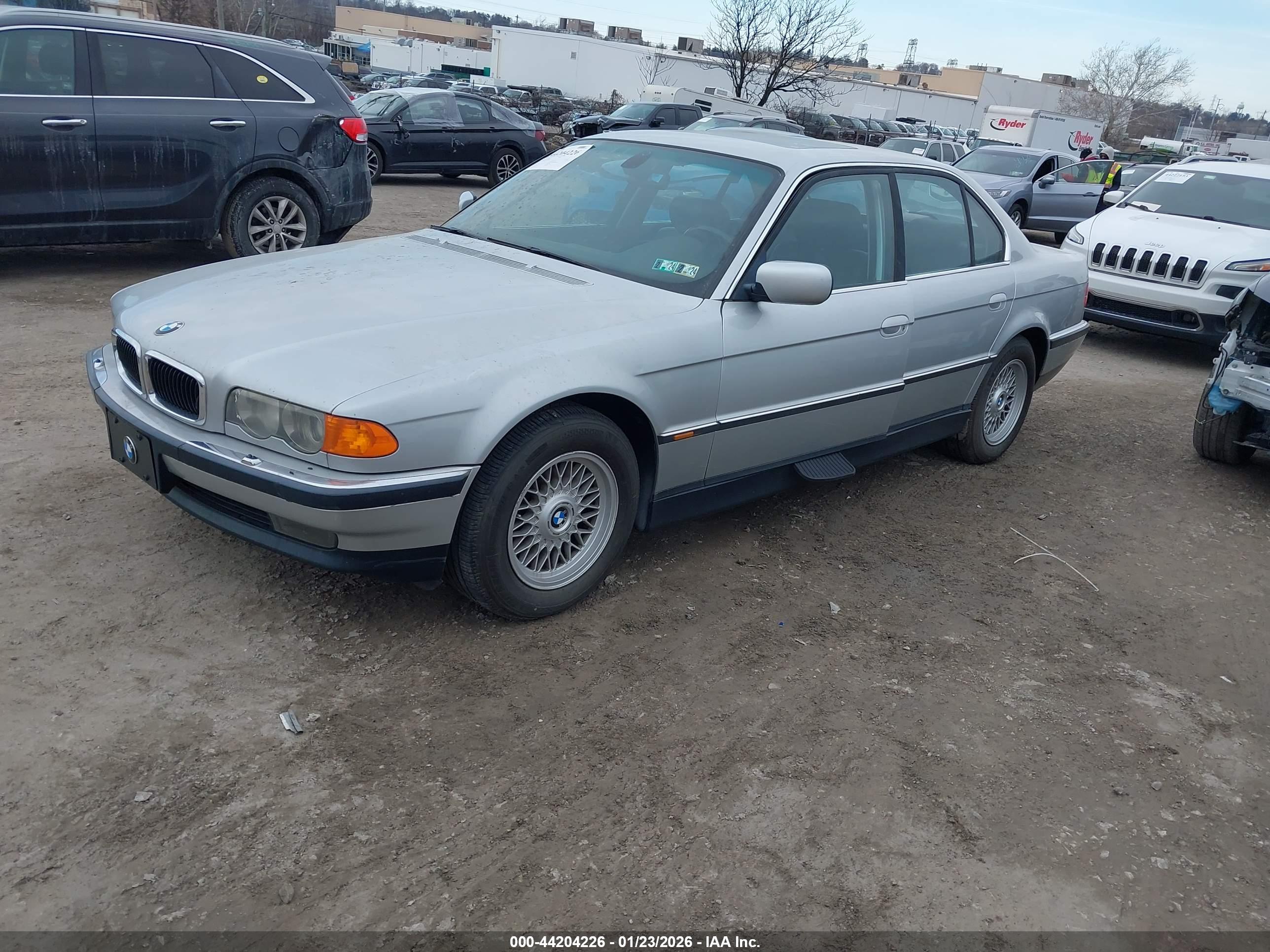 BMW 740IA image 2