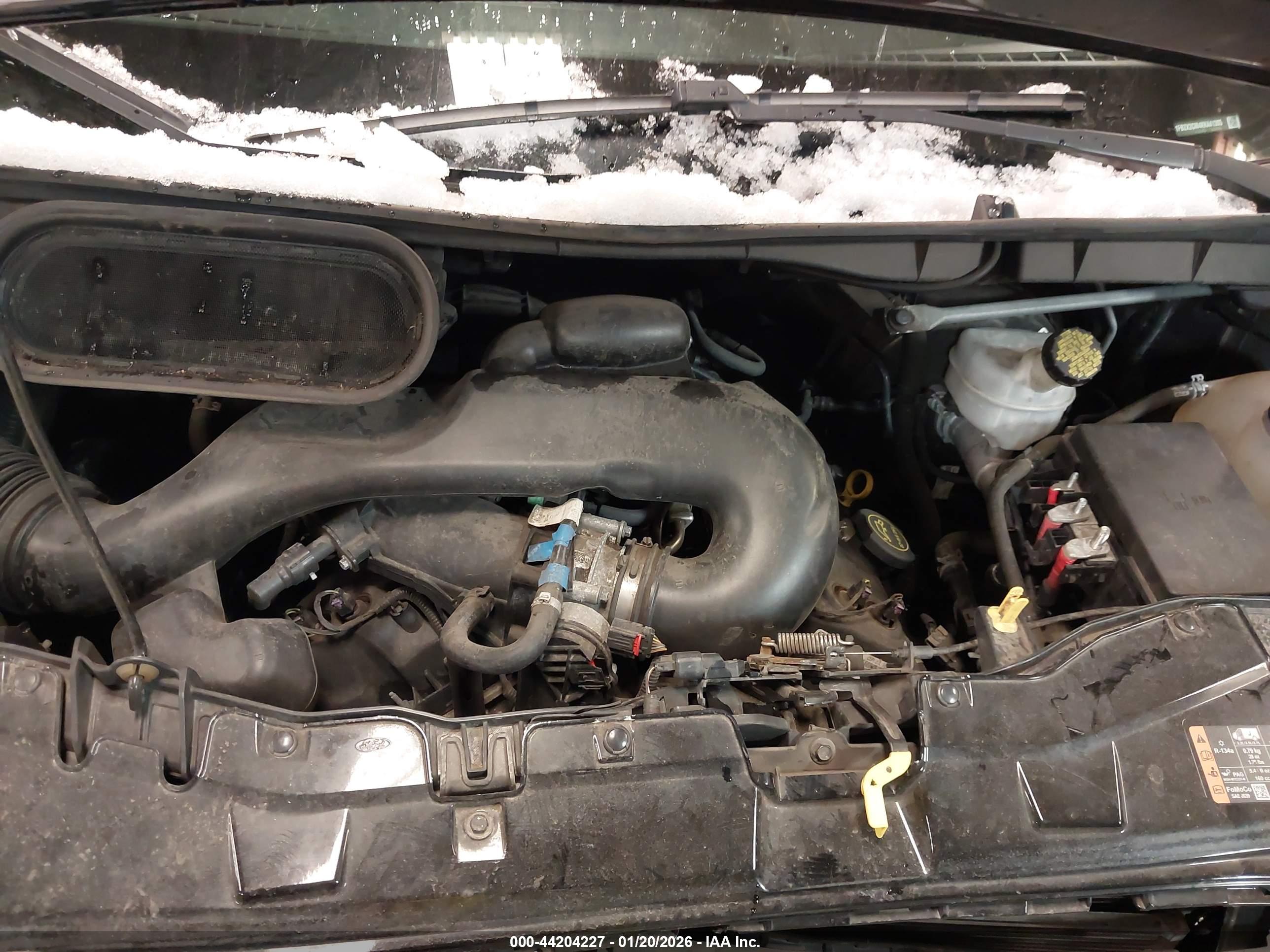 FORD TRANSIT-350 image 10