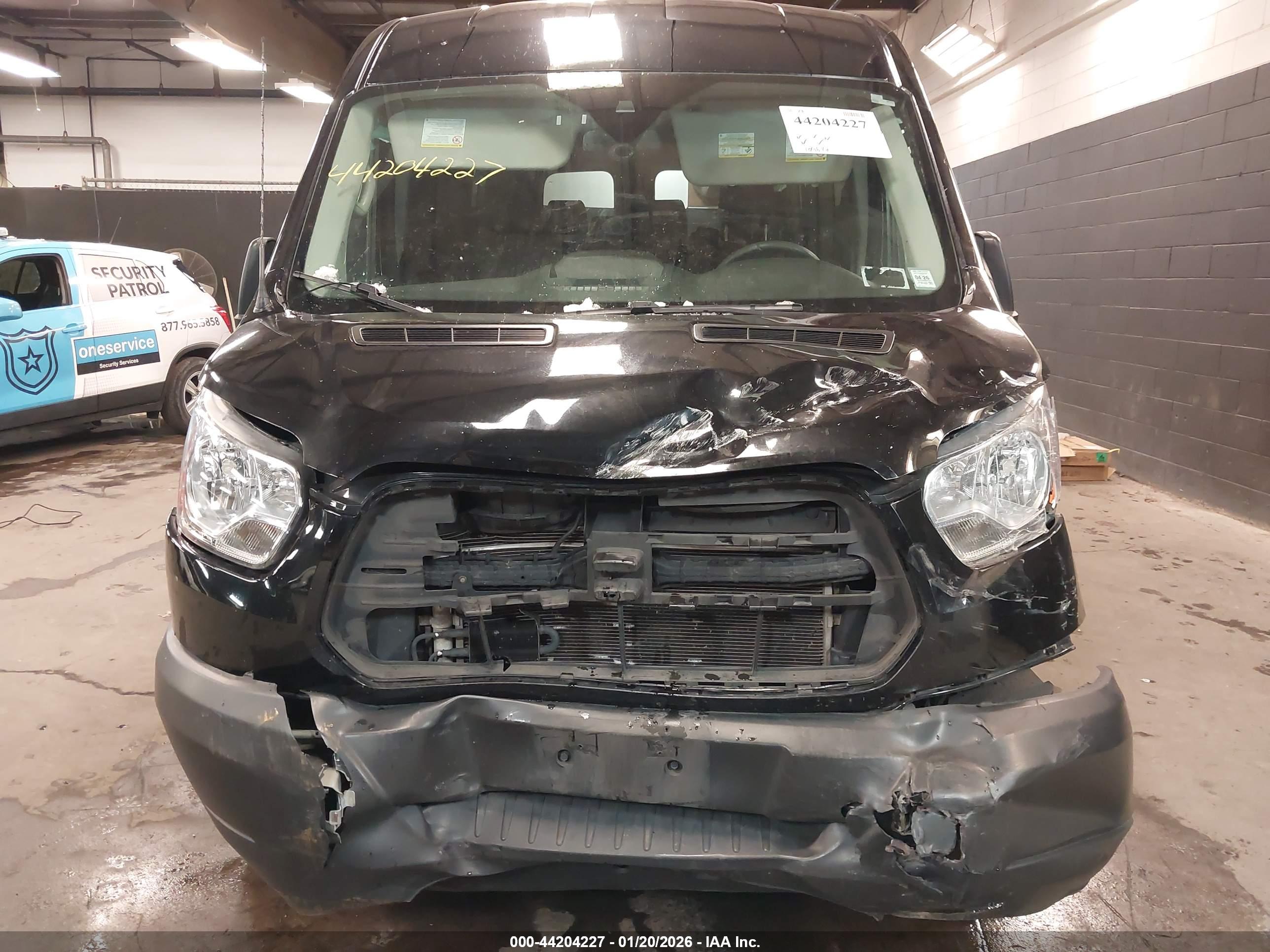 FORD TRANSIT-350 image 6
