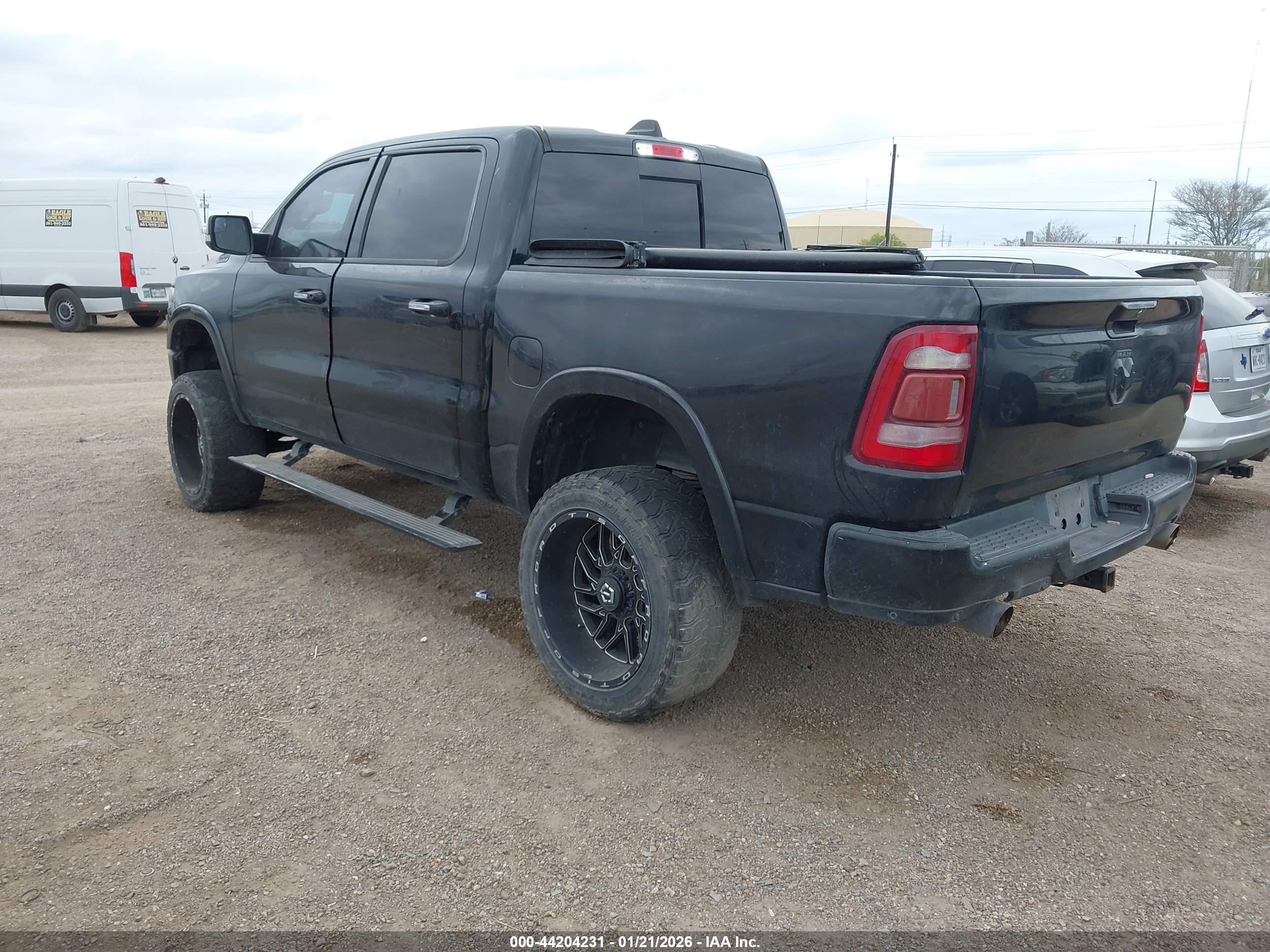 RAM 1500 image 3