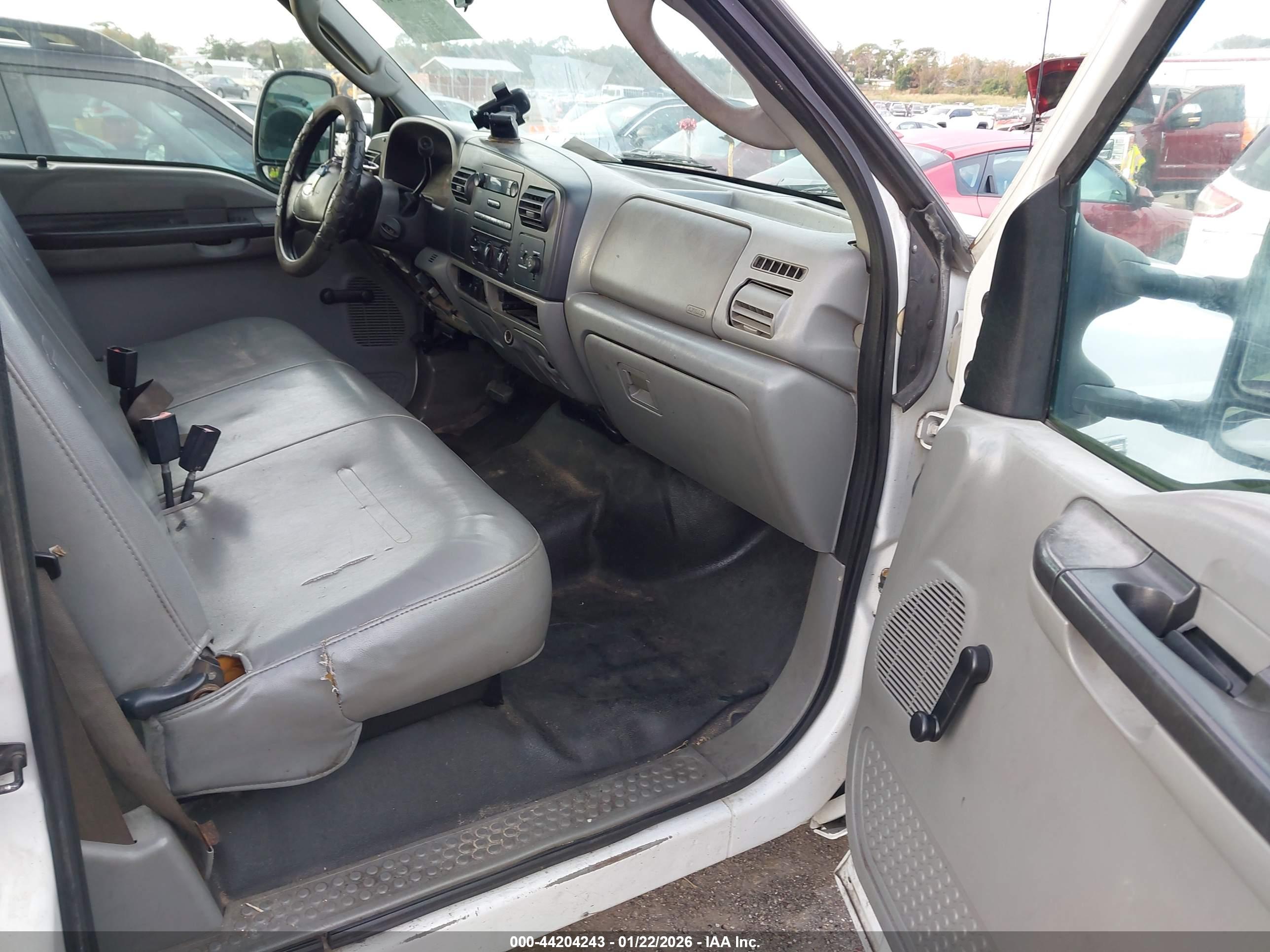 FORD F-250 image 5