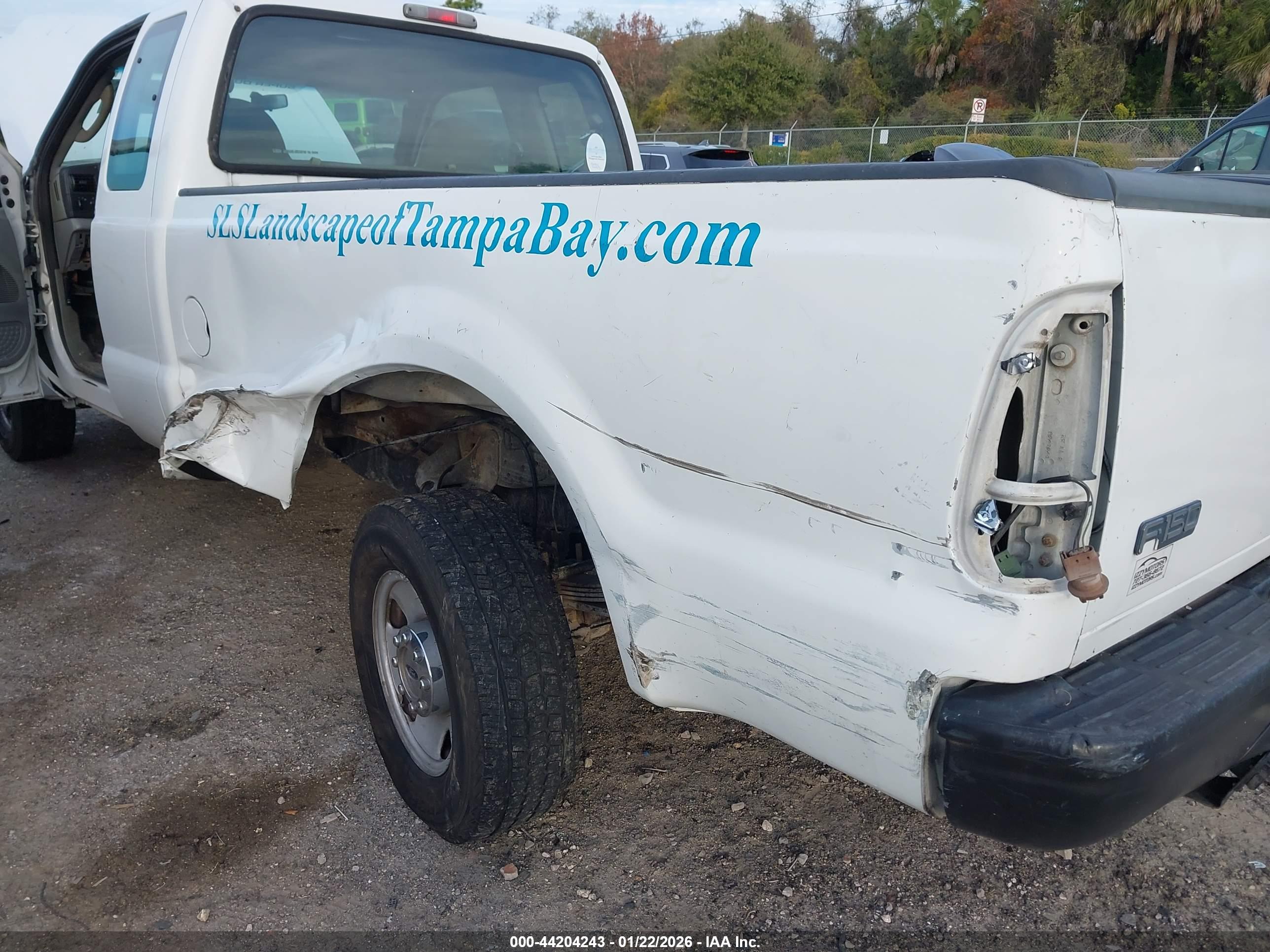 FORD F-250 image 6