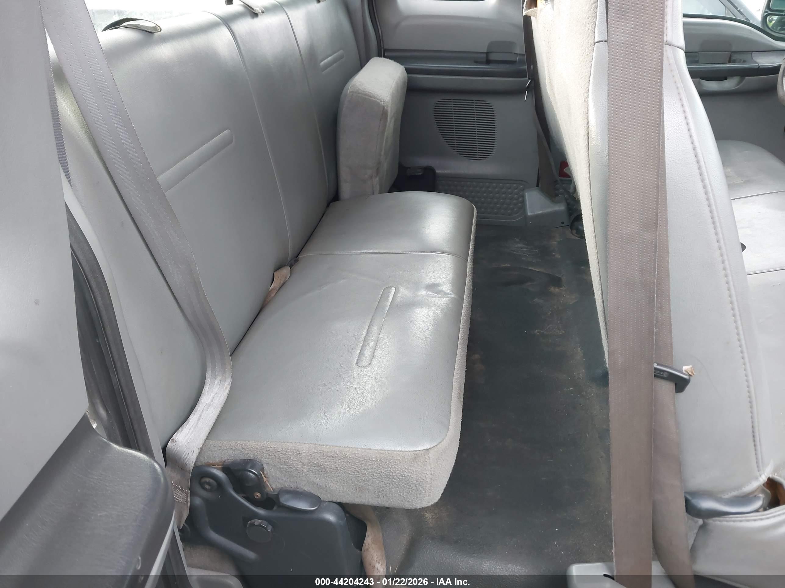 FORD F-250 image 8