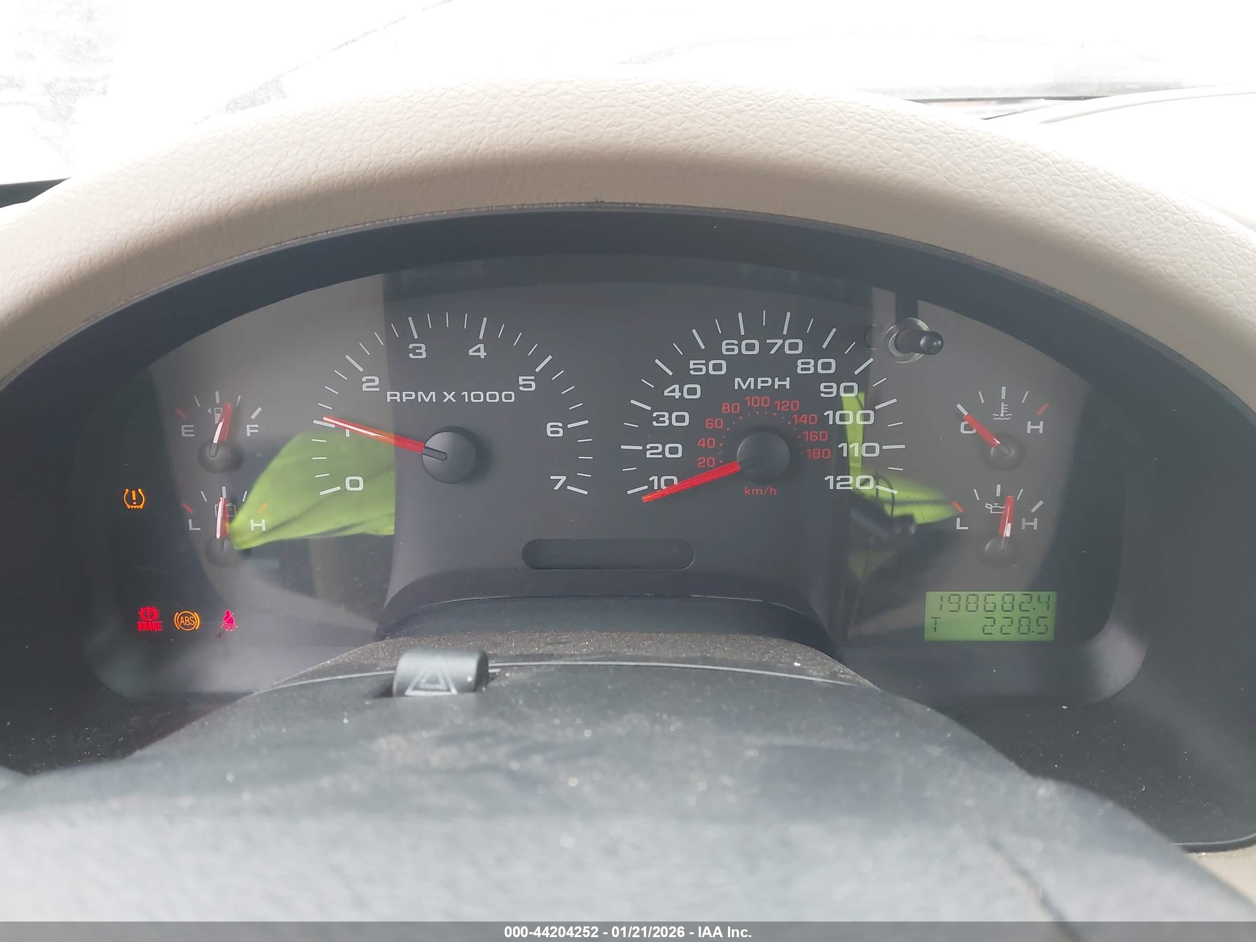 FORD F-150 image 7