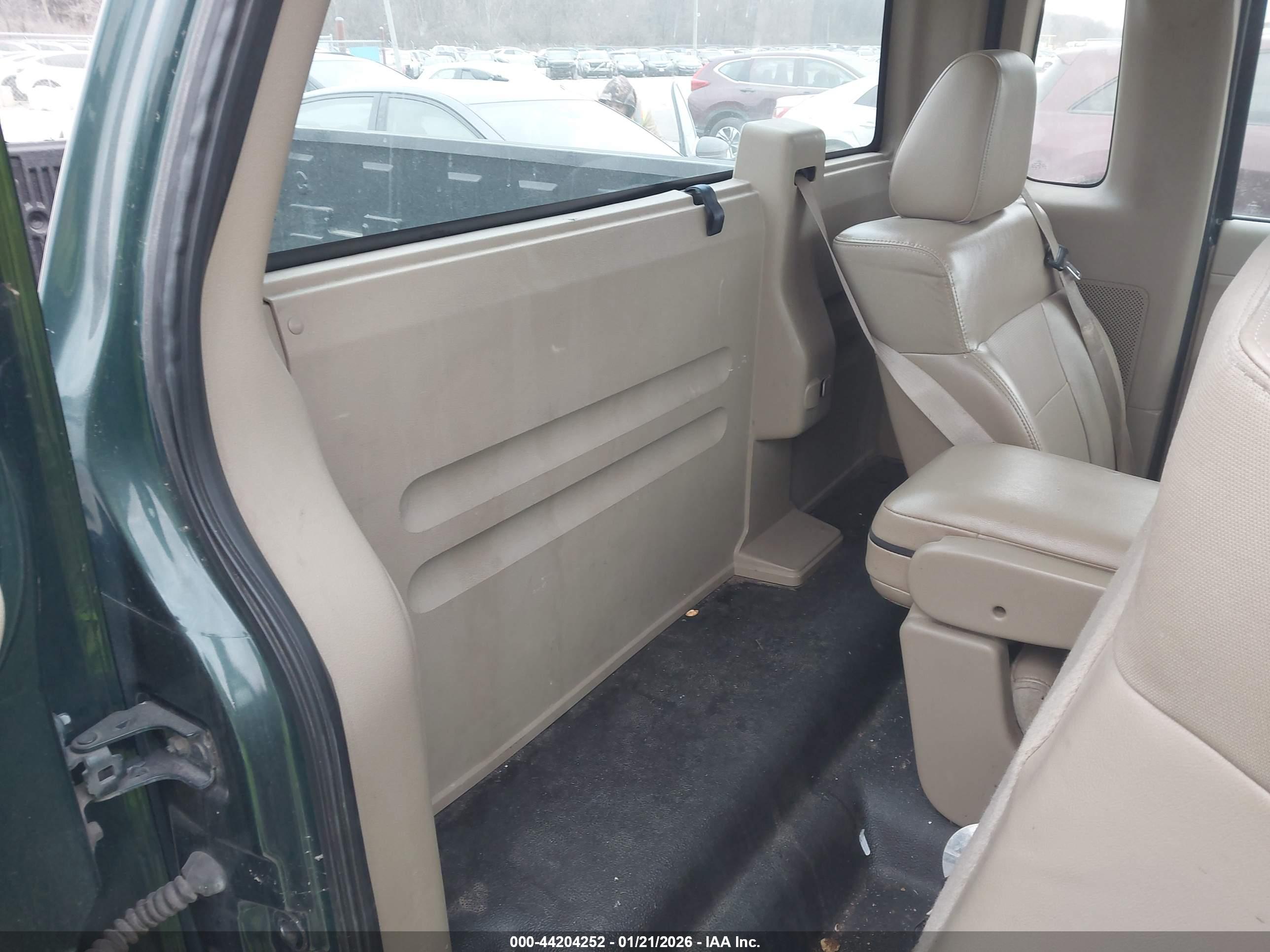 FORD F-150 image 8