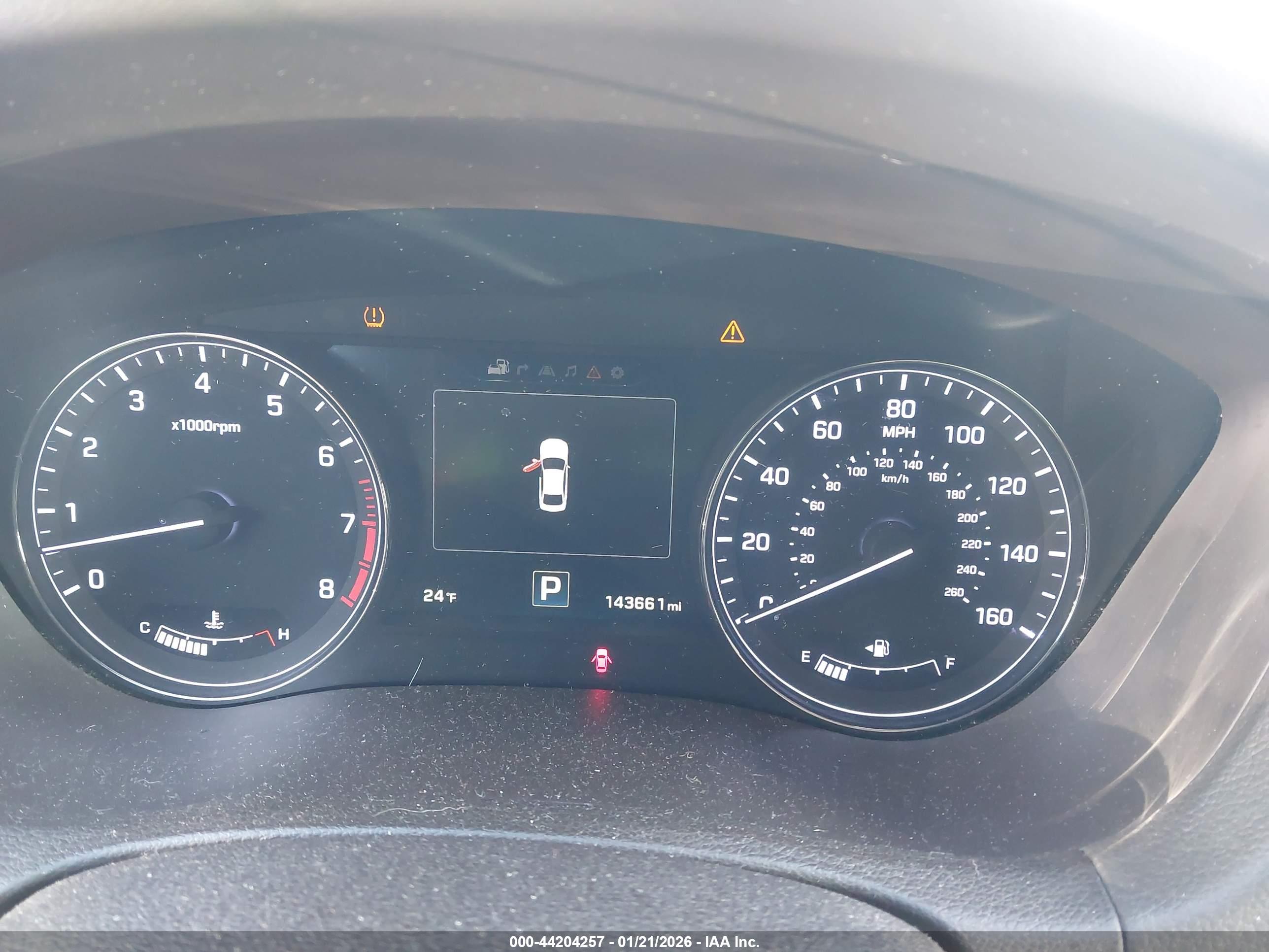 HYUNDAI GENESIS image 7
