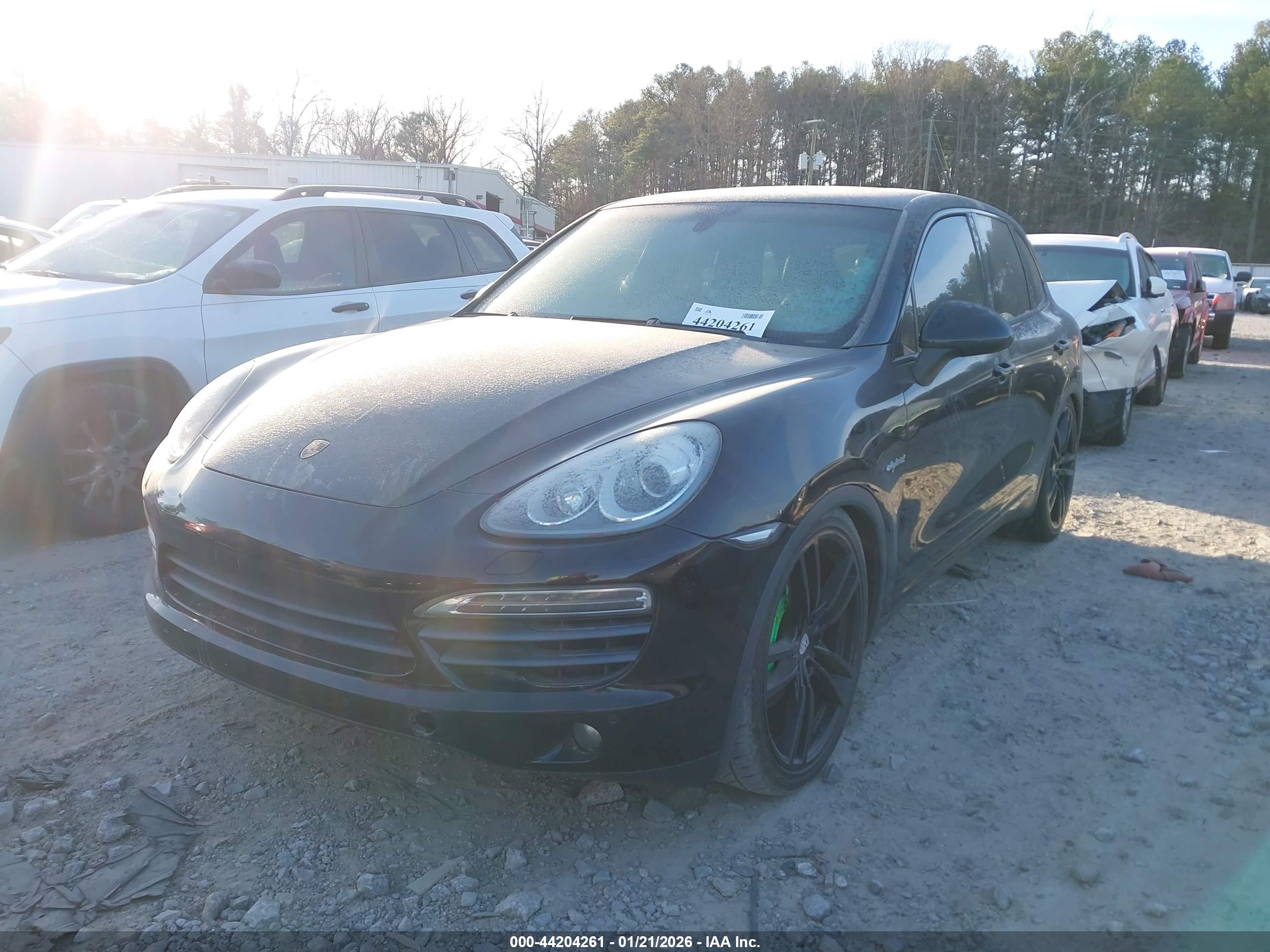 PORSCHE CAYENNE image 2