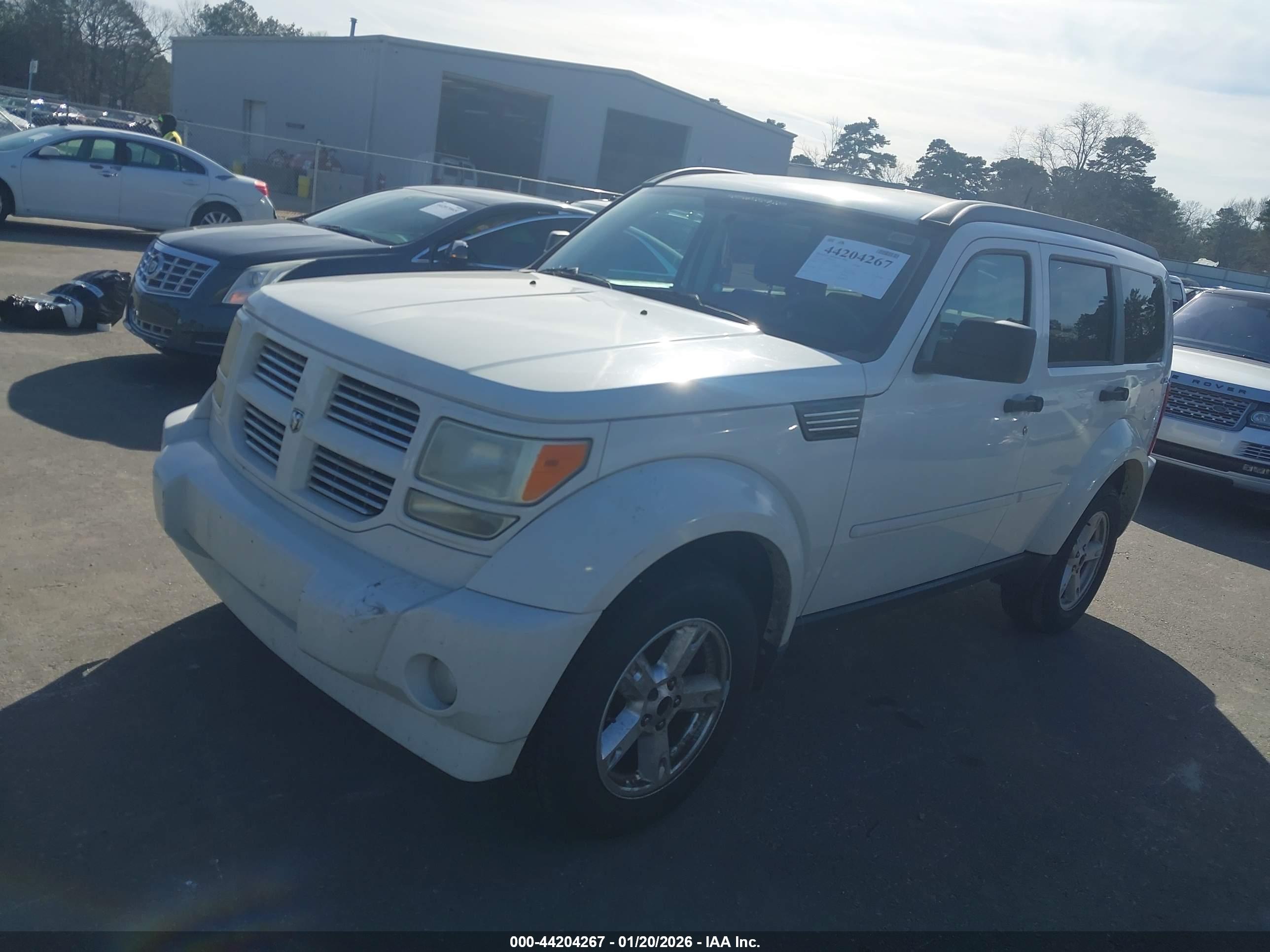 DODGE NITRO image 2