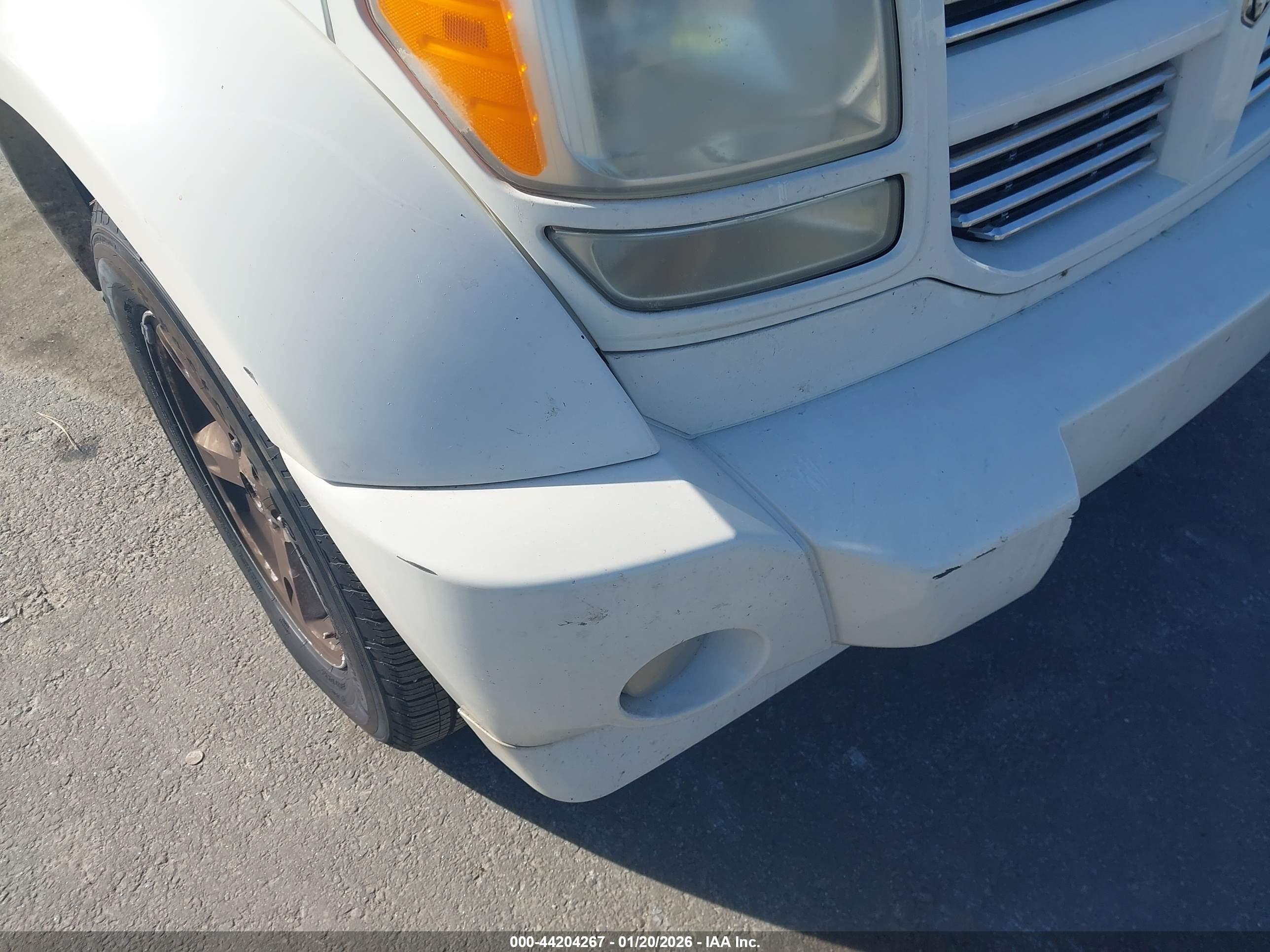 DODGE NITRO image 6