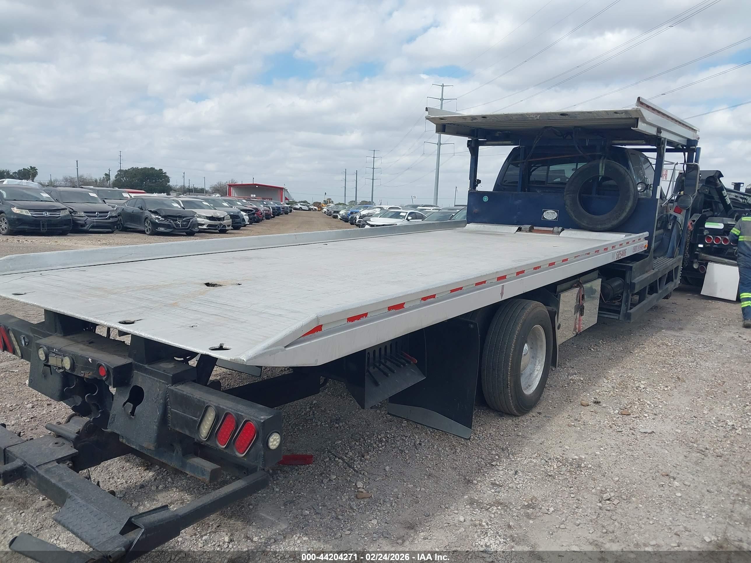FORD F-650 image 4