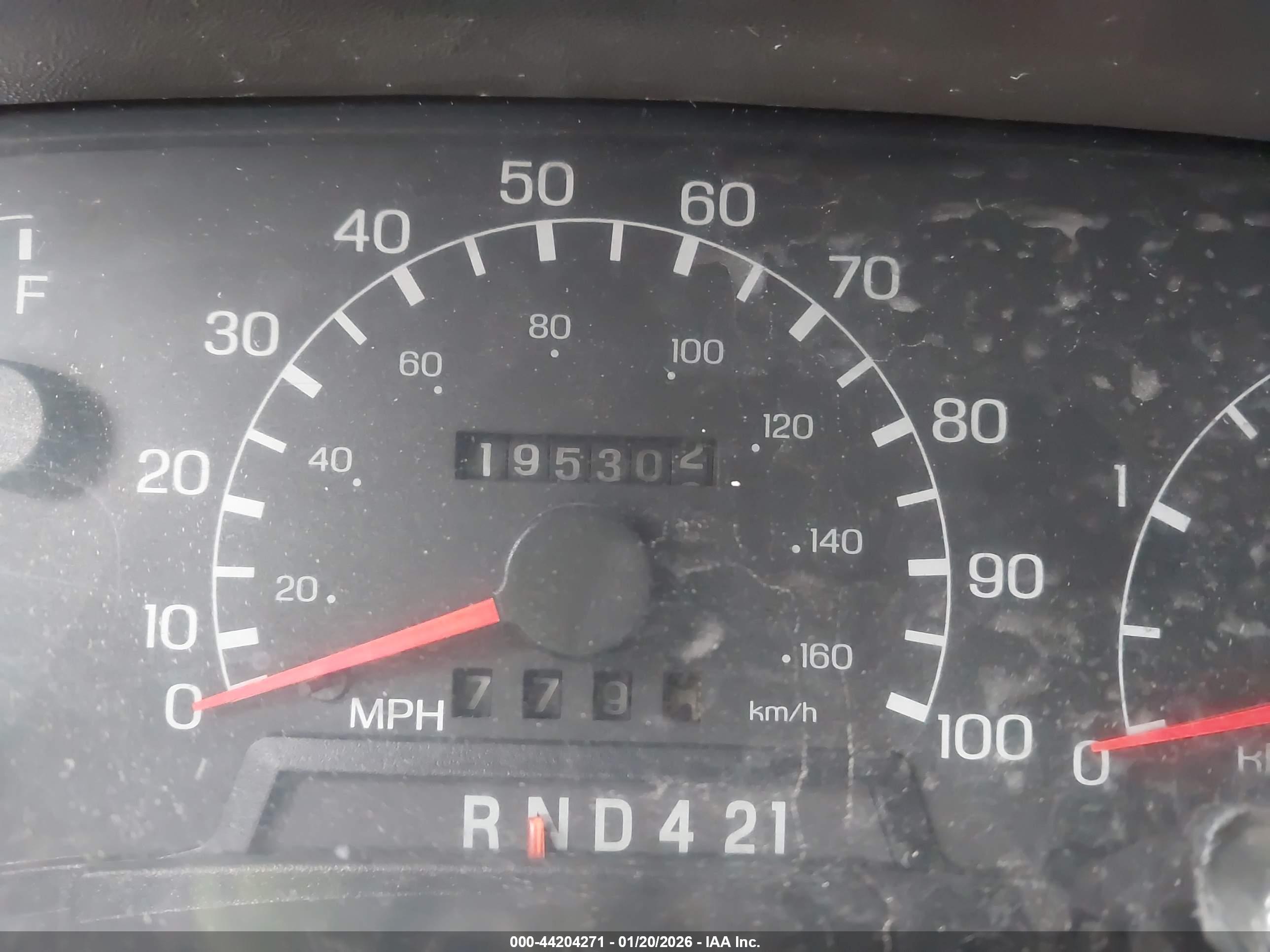 FORD F-650 image 6