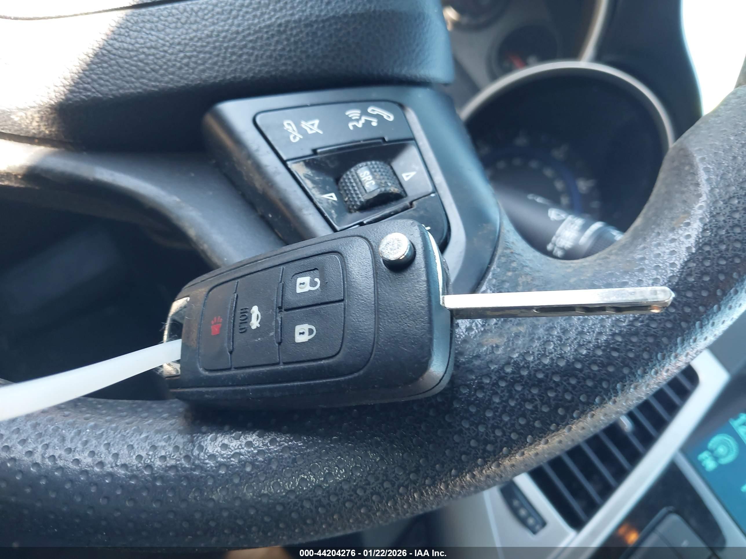 CHEVROLET CRUZE image 11