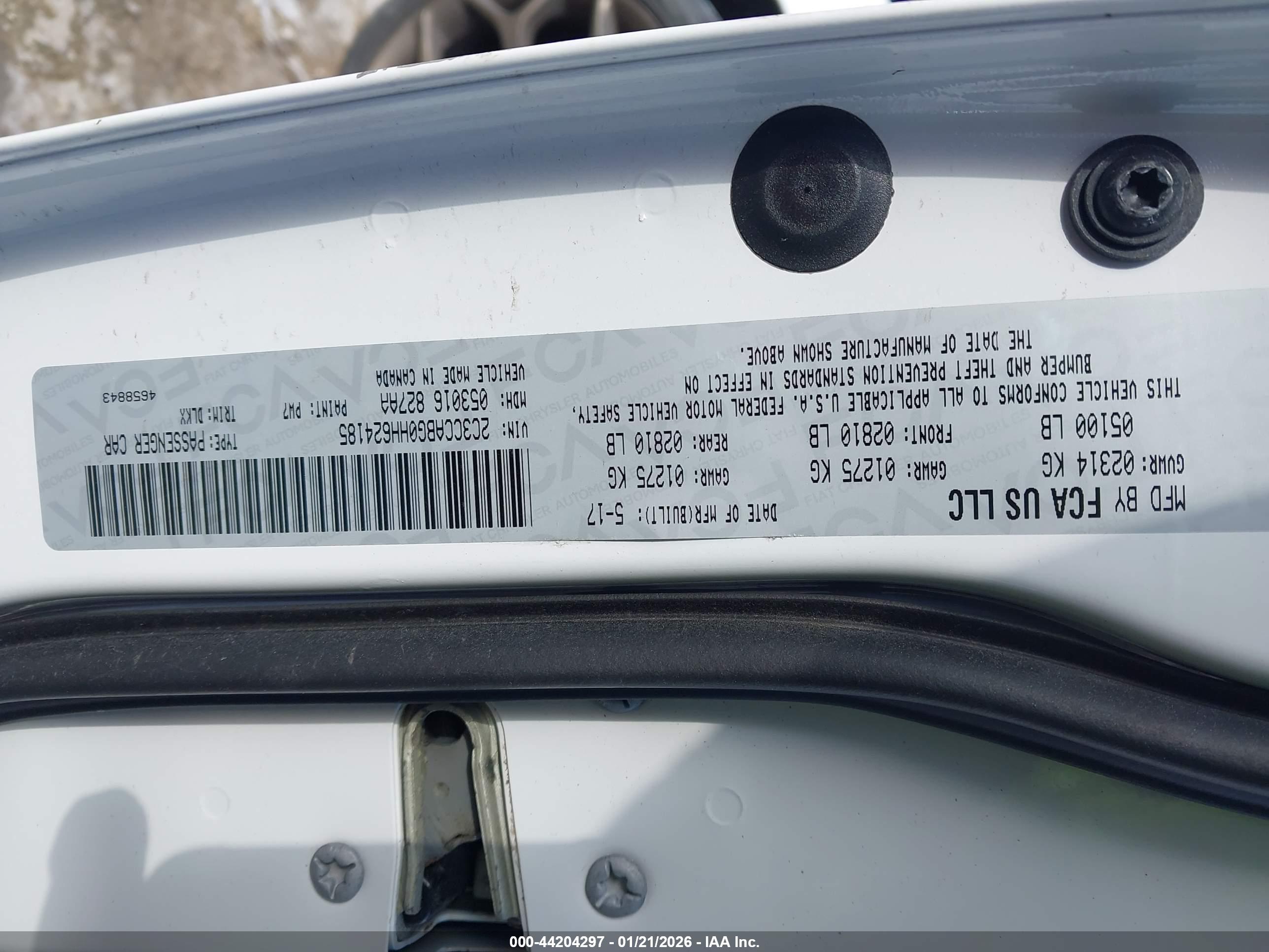 CHRYSLER 300 image 9