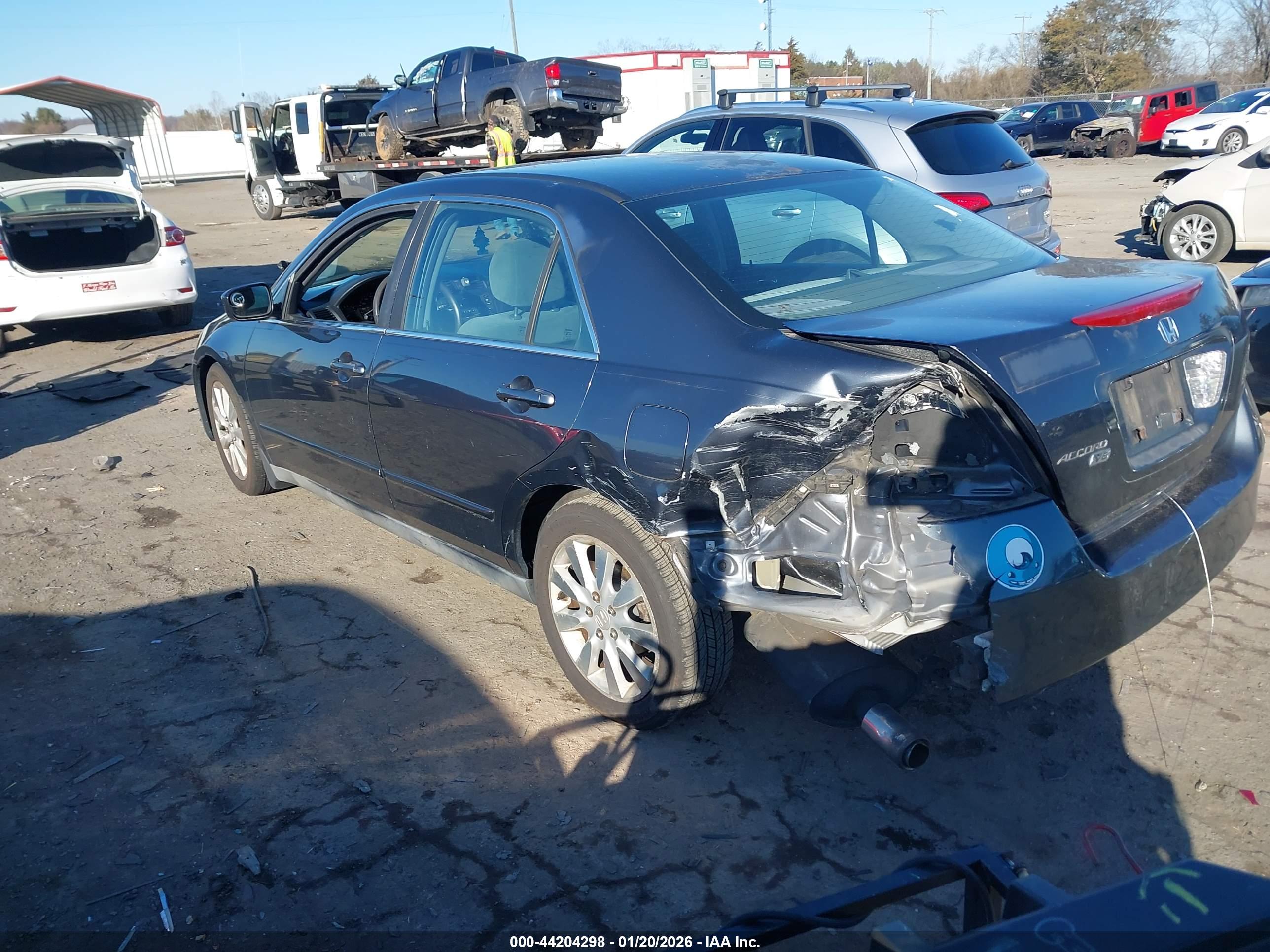 HONDA ACCORD image 3