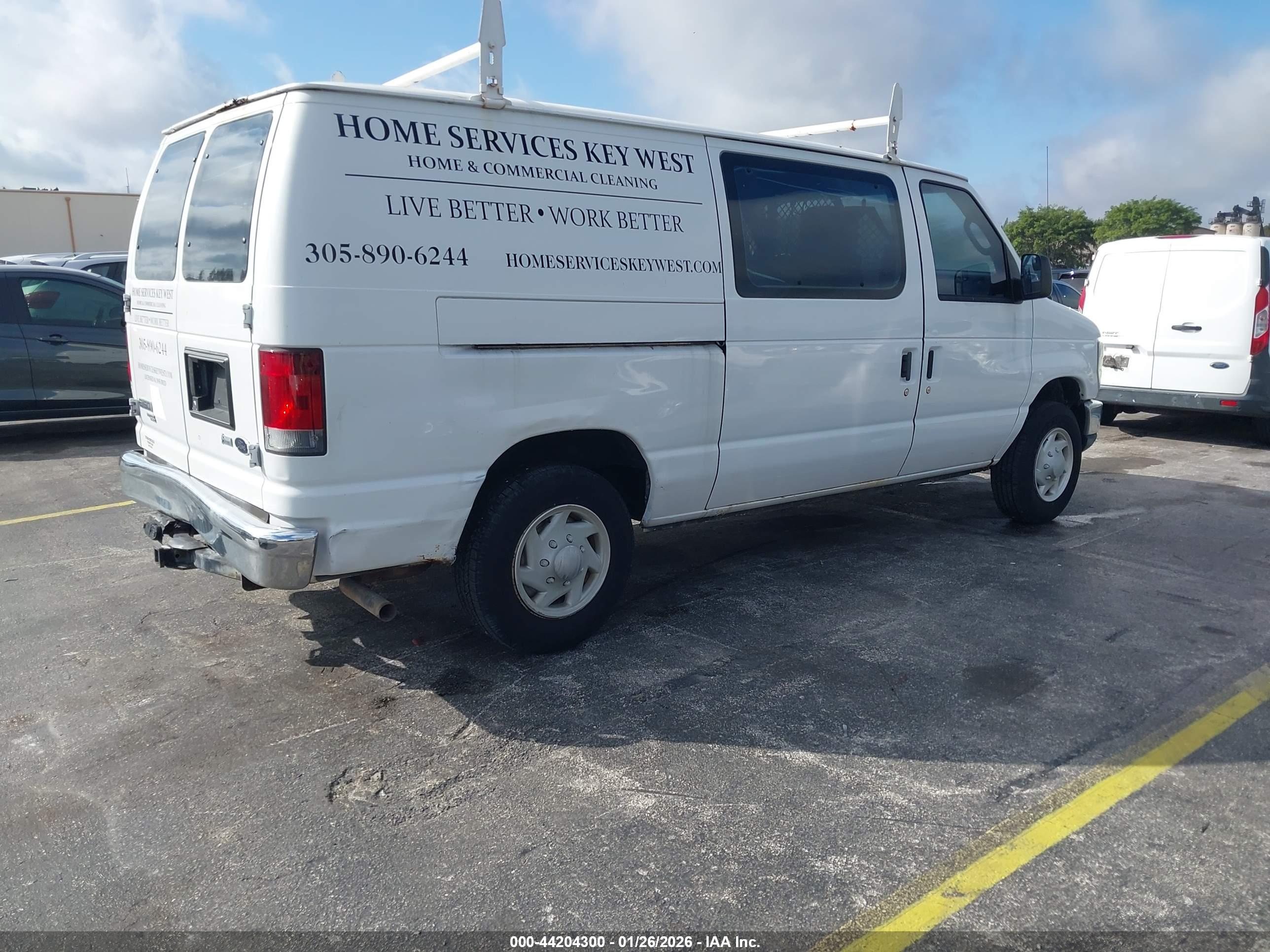FORD E-150 image 4