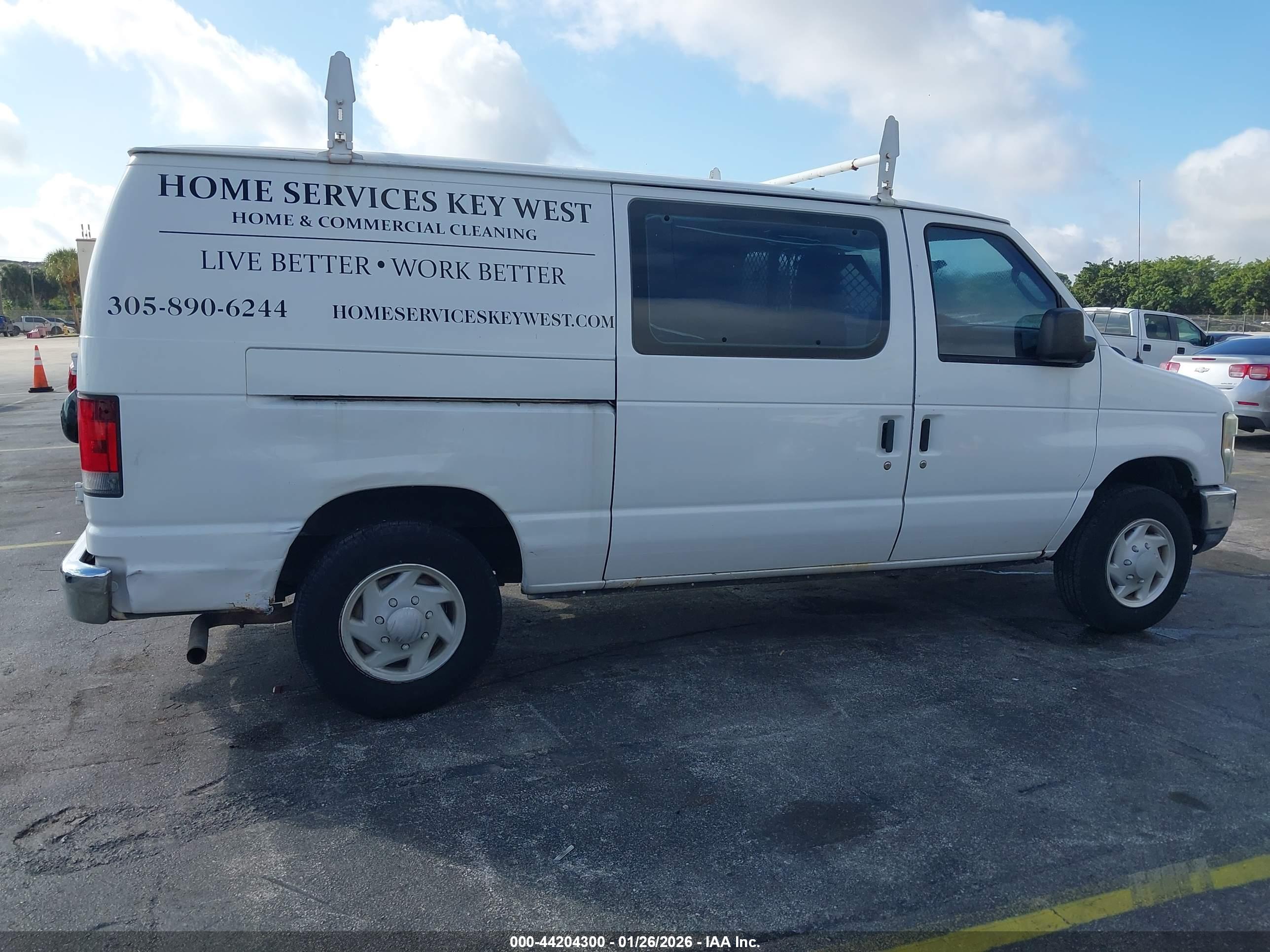 FORD E-150 image 6
