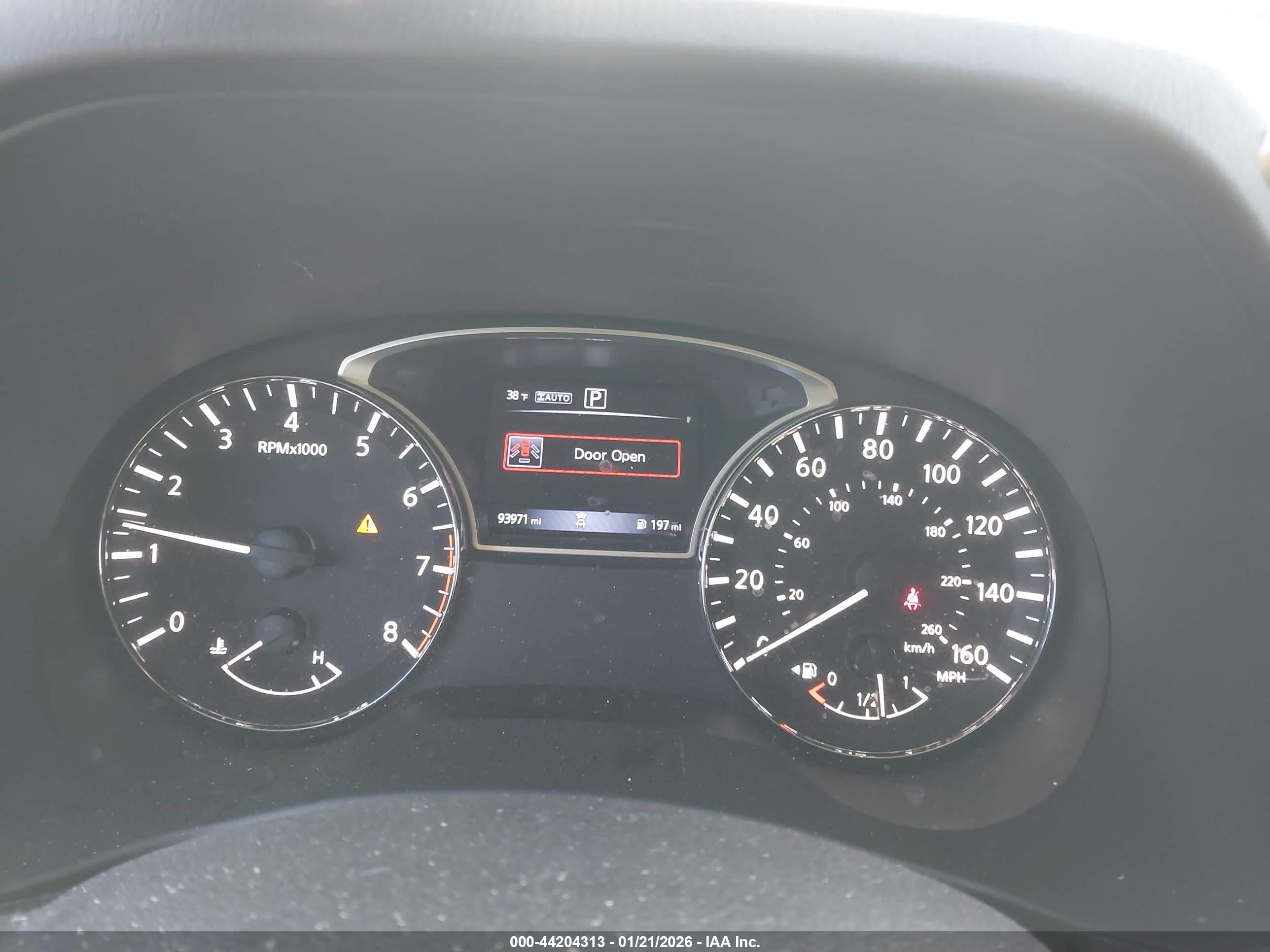 NISSAN PATHFINDER image 7