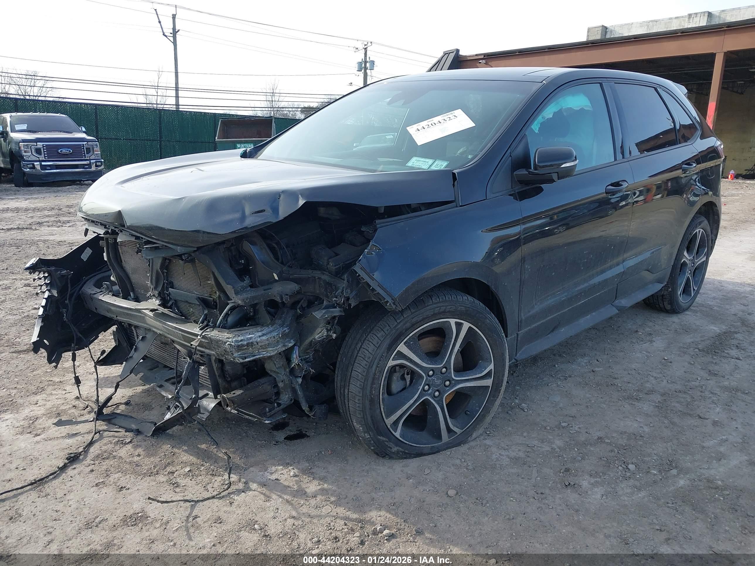 FORD EDGE image 2