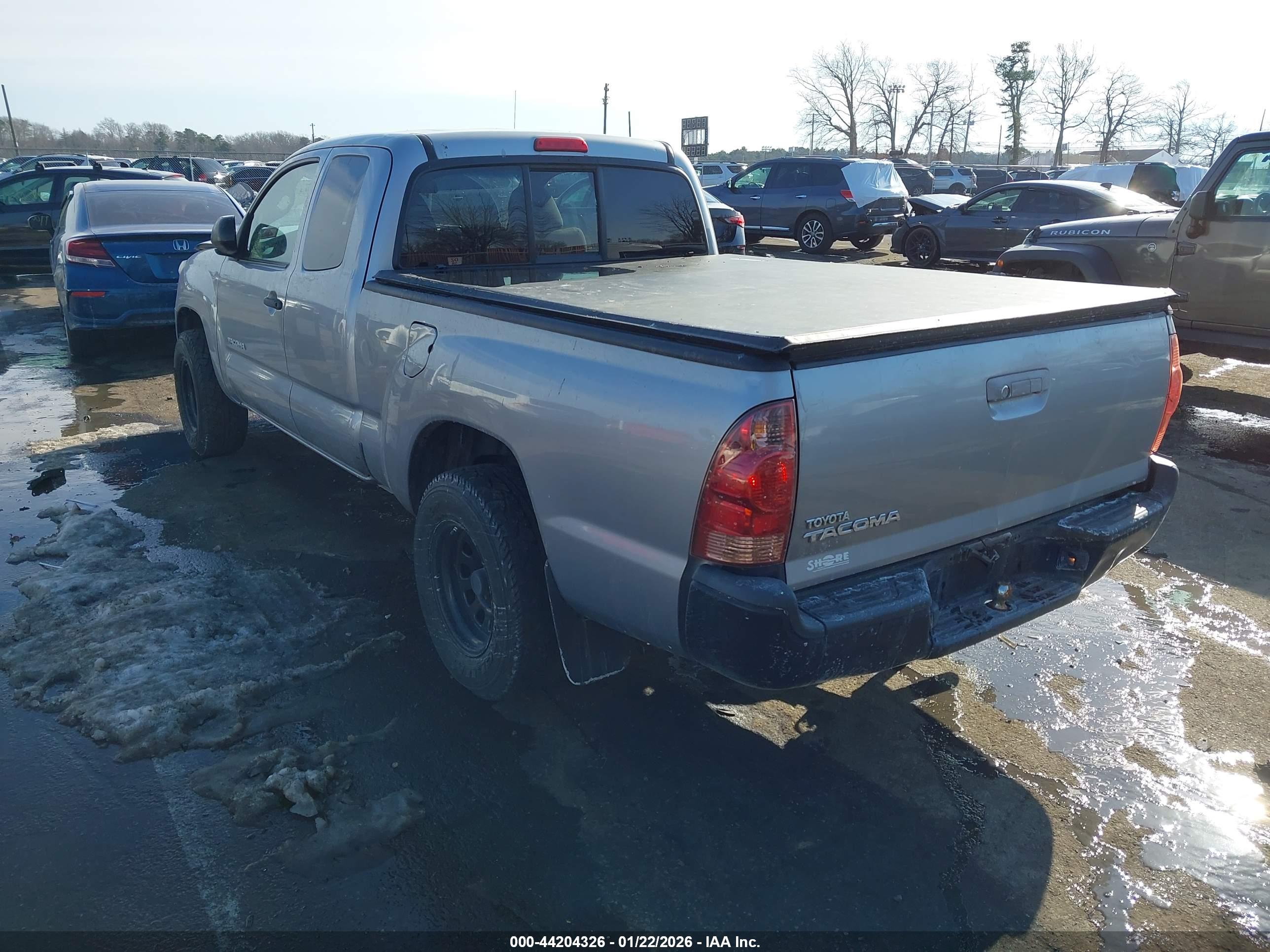 TOYOTA TACOMA image 3