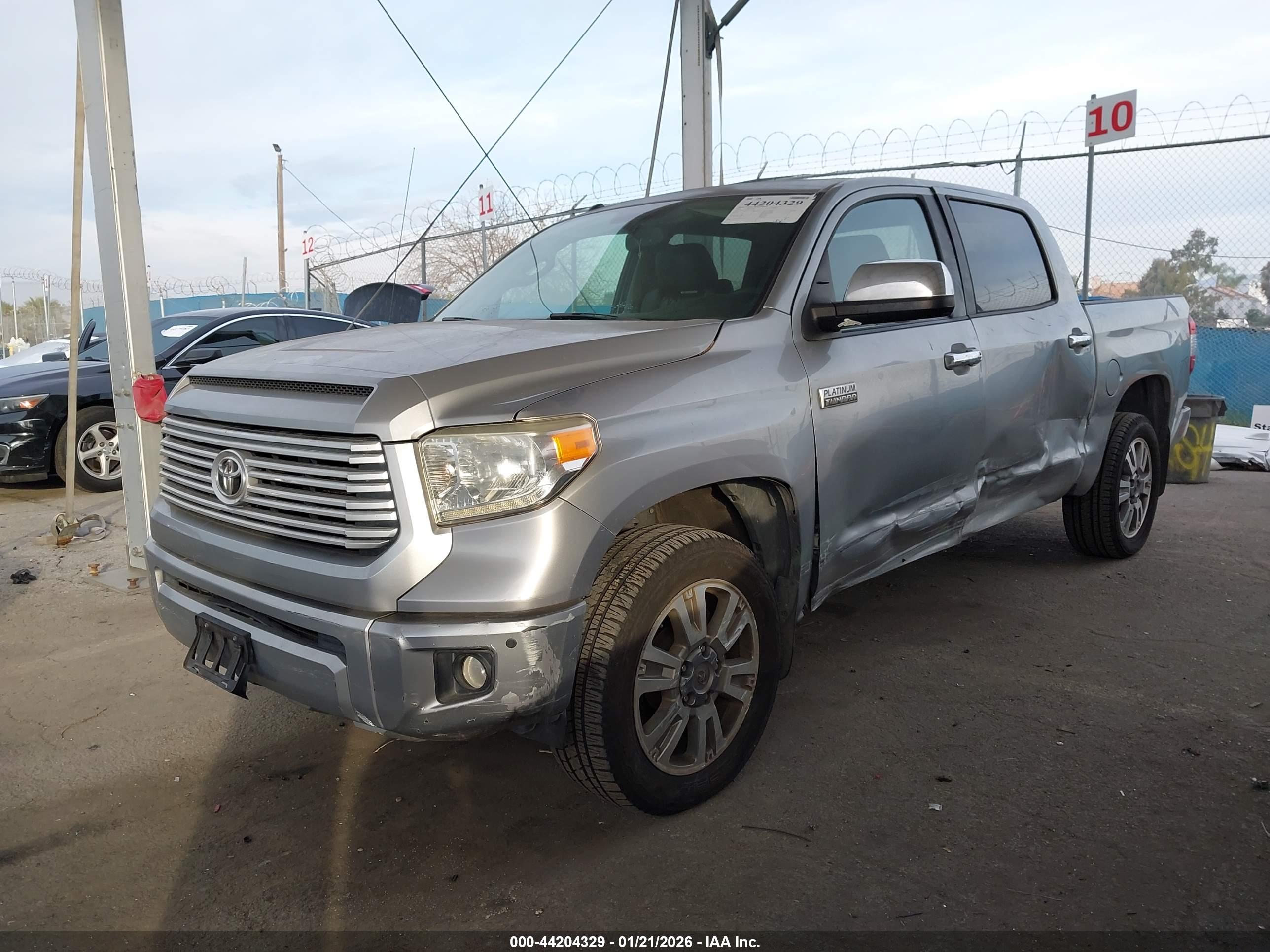 TOYOTA TUNDRA image 2