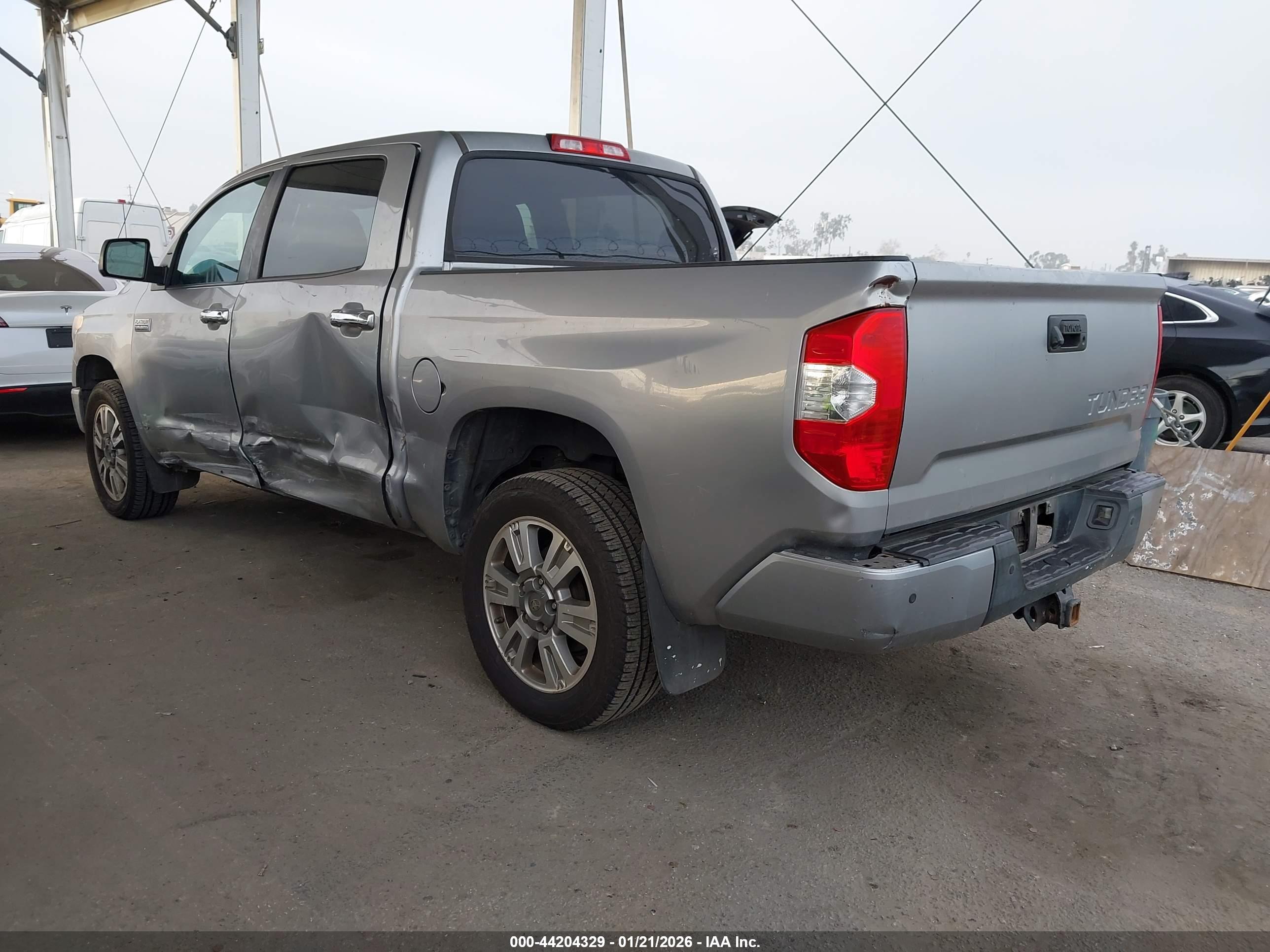 TOYOTA TUNDRA image 3