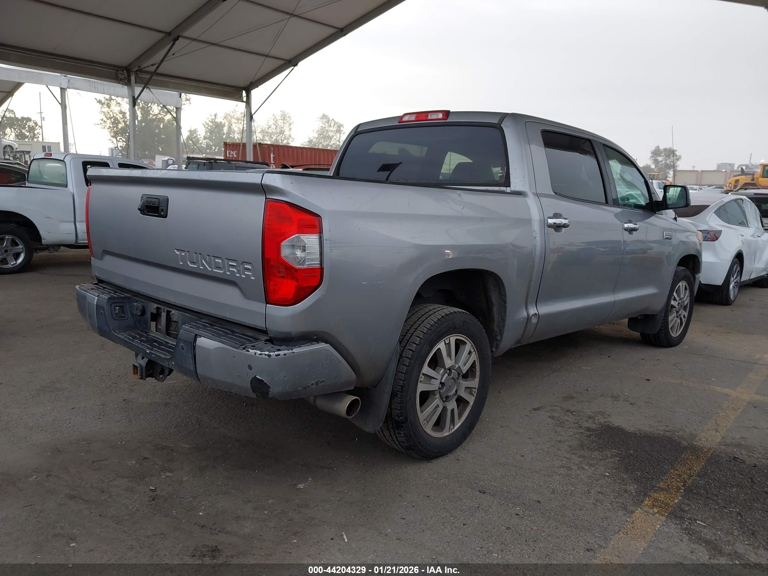 TOYOTA TUNDRA image 4