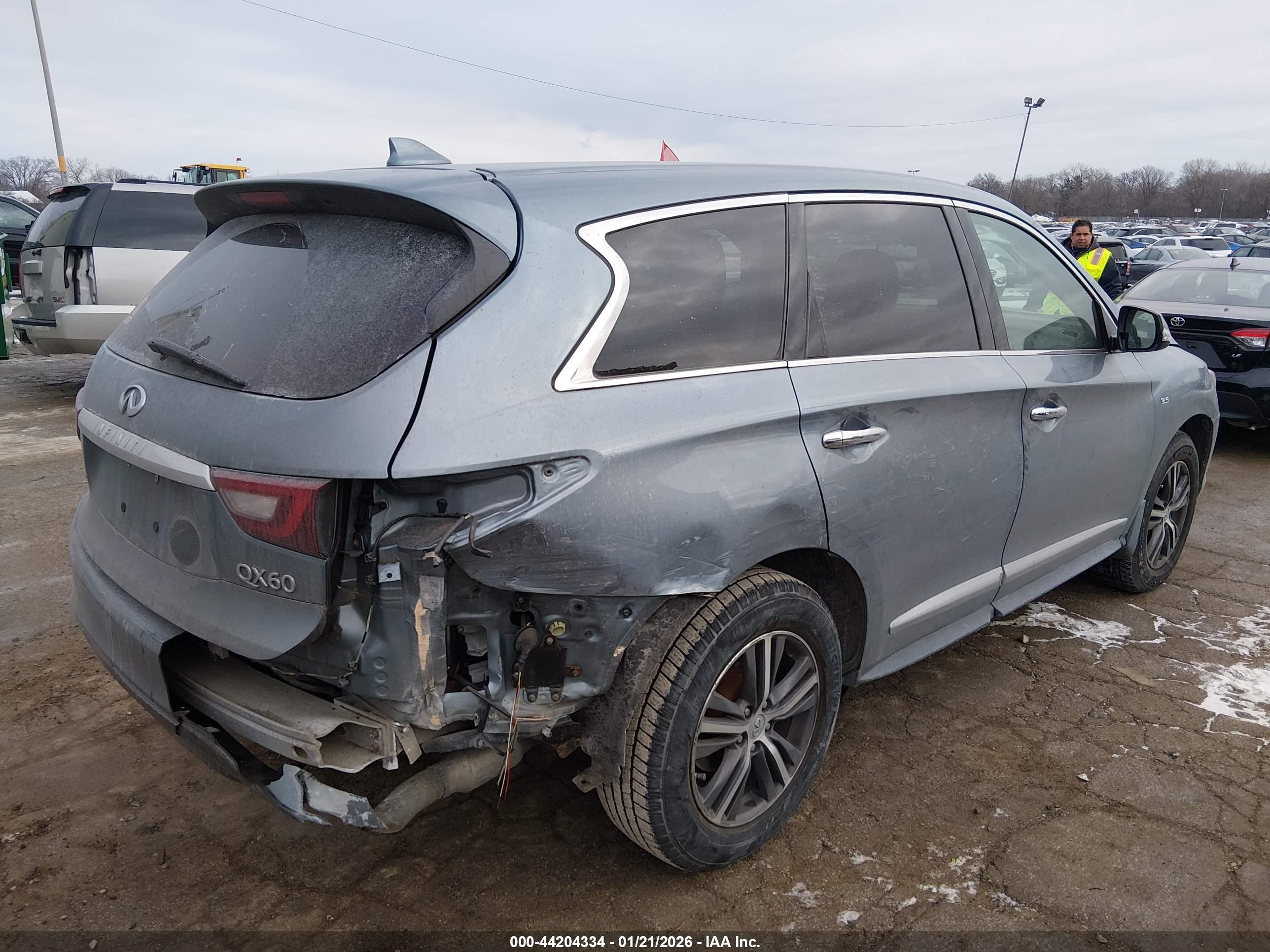 INFINITI QX60 image 4