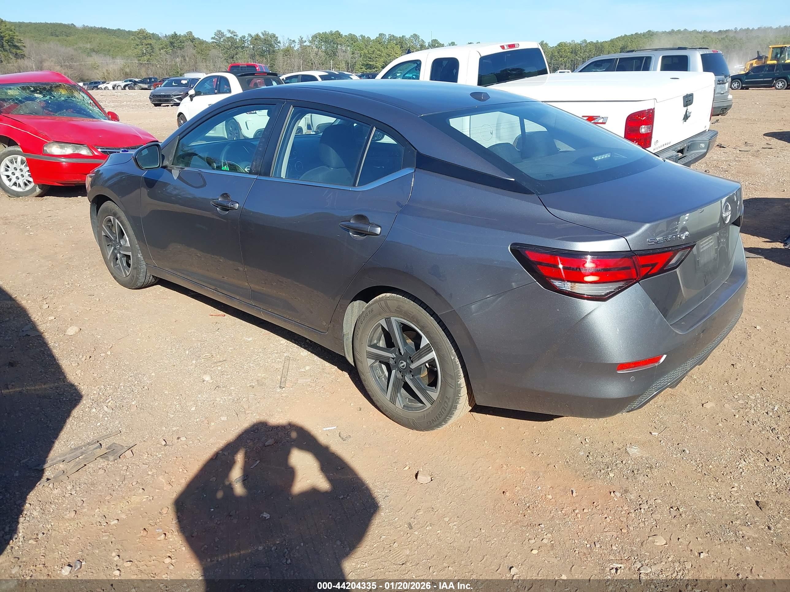 NISSAN SENTRA image 3