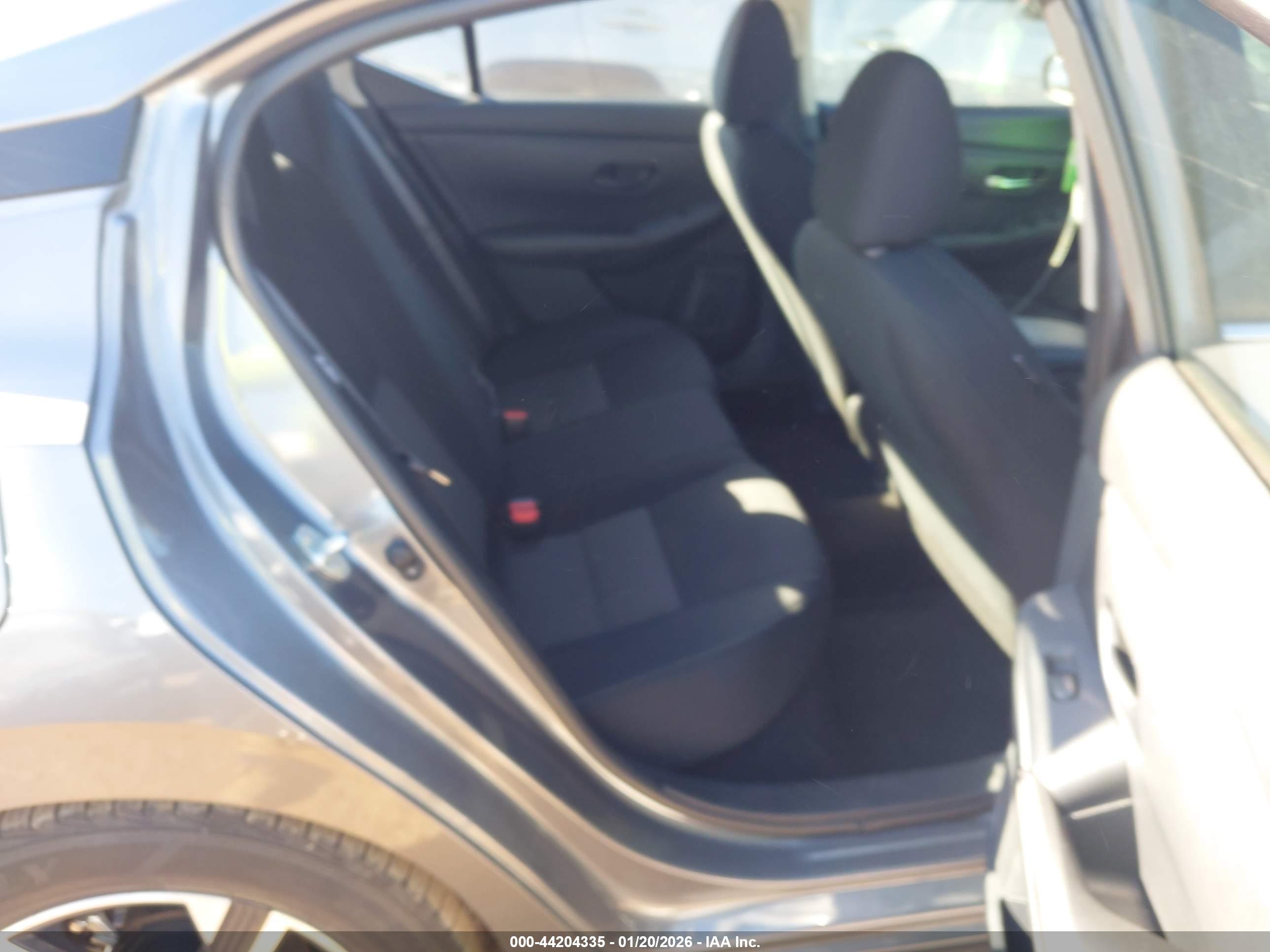 NISSAN SENTRA image 8