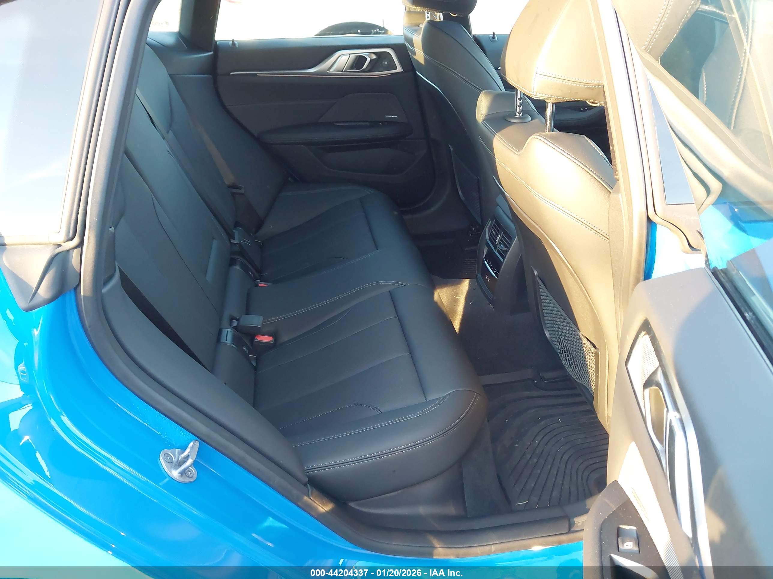 BMW I4 image 8