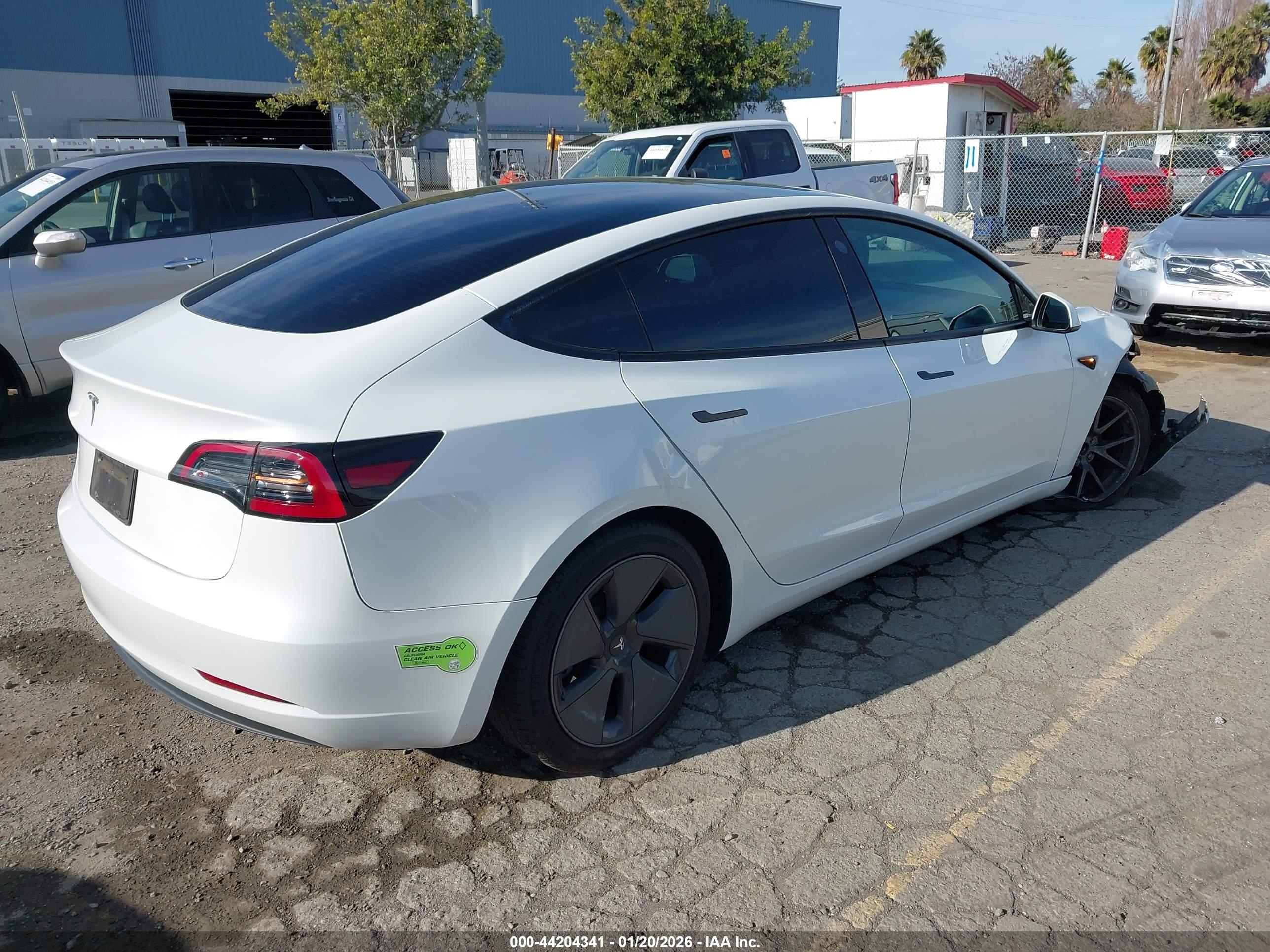TESLA MODEL image 4