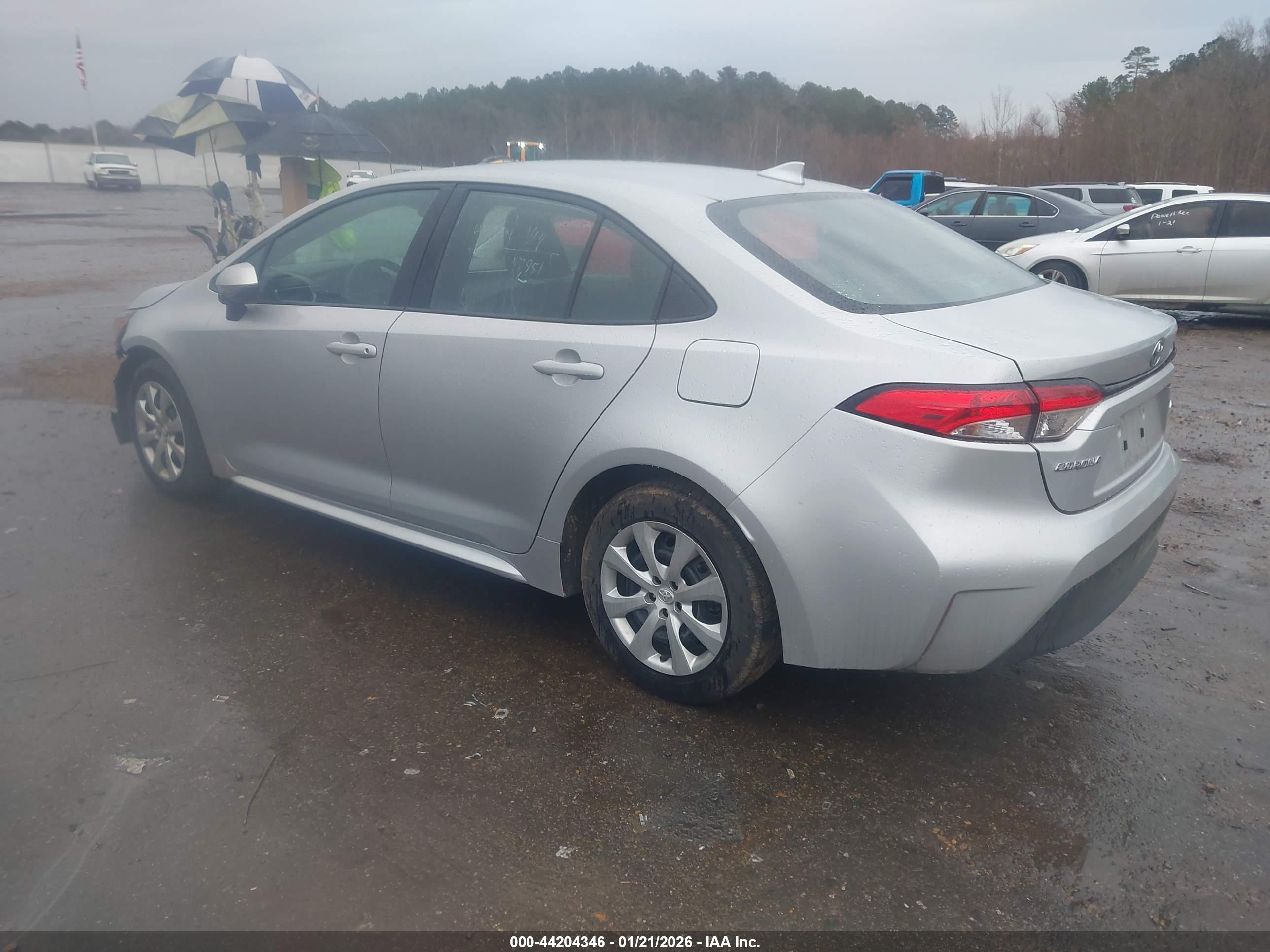 TOYOTA COROLLA image 3