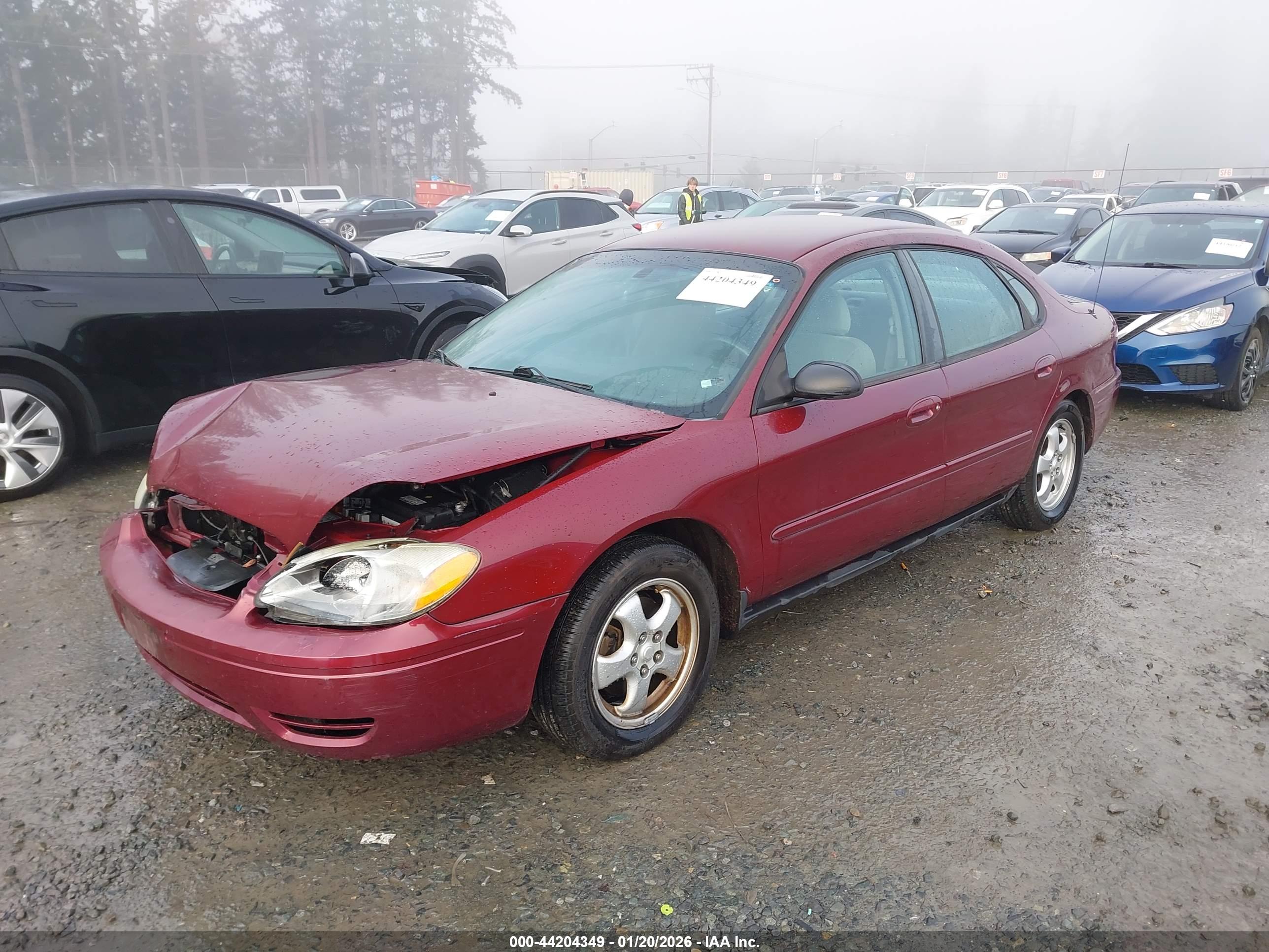 FORD TAURUS image 2