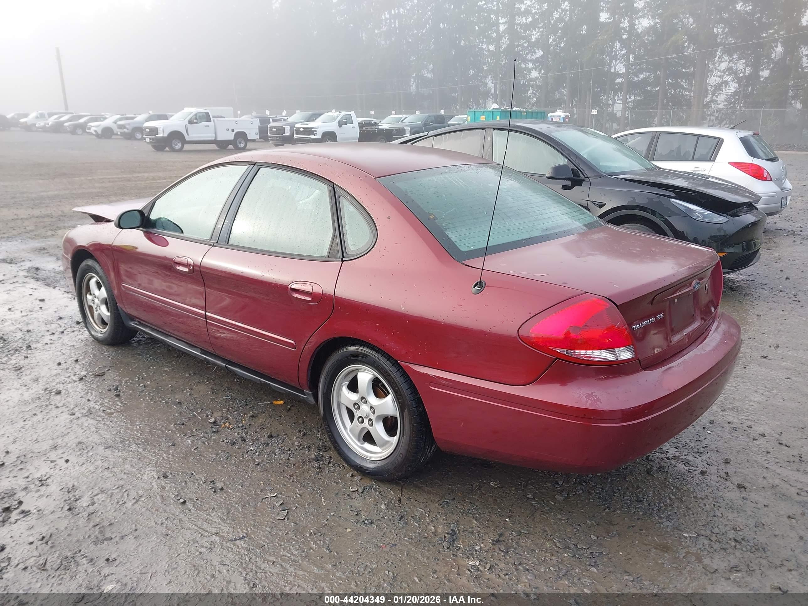 FORD TAURUS image 3