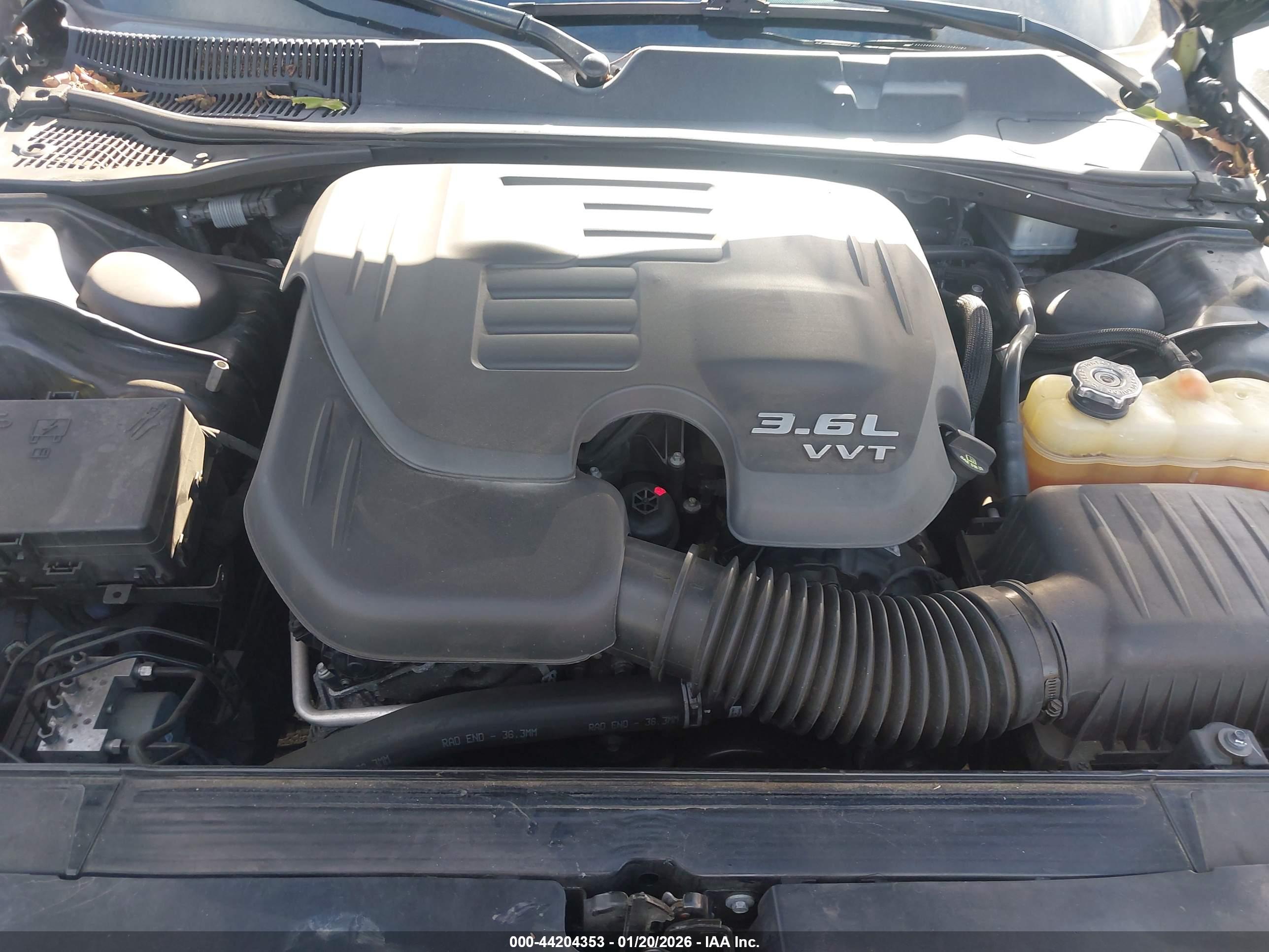 DODGE CHALLENGER image 10
