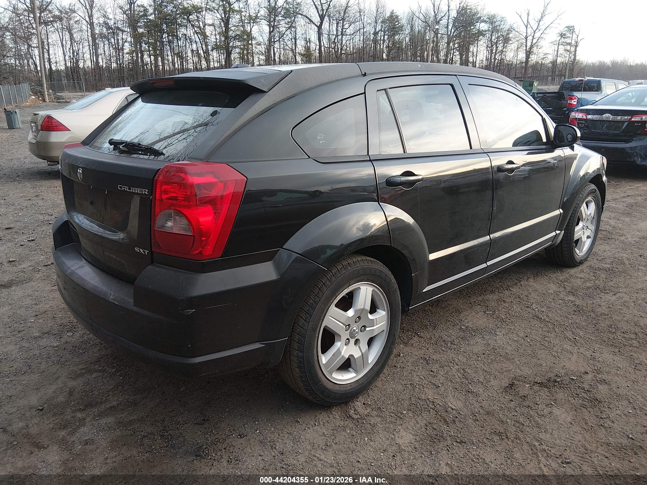 DODGE CALIBER image 4