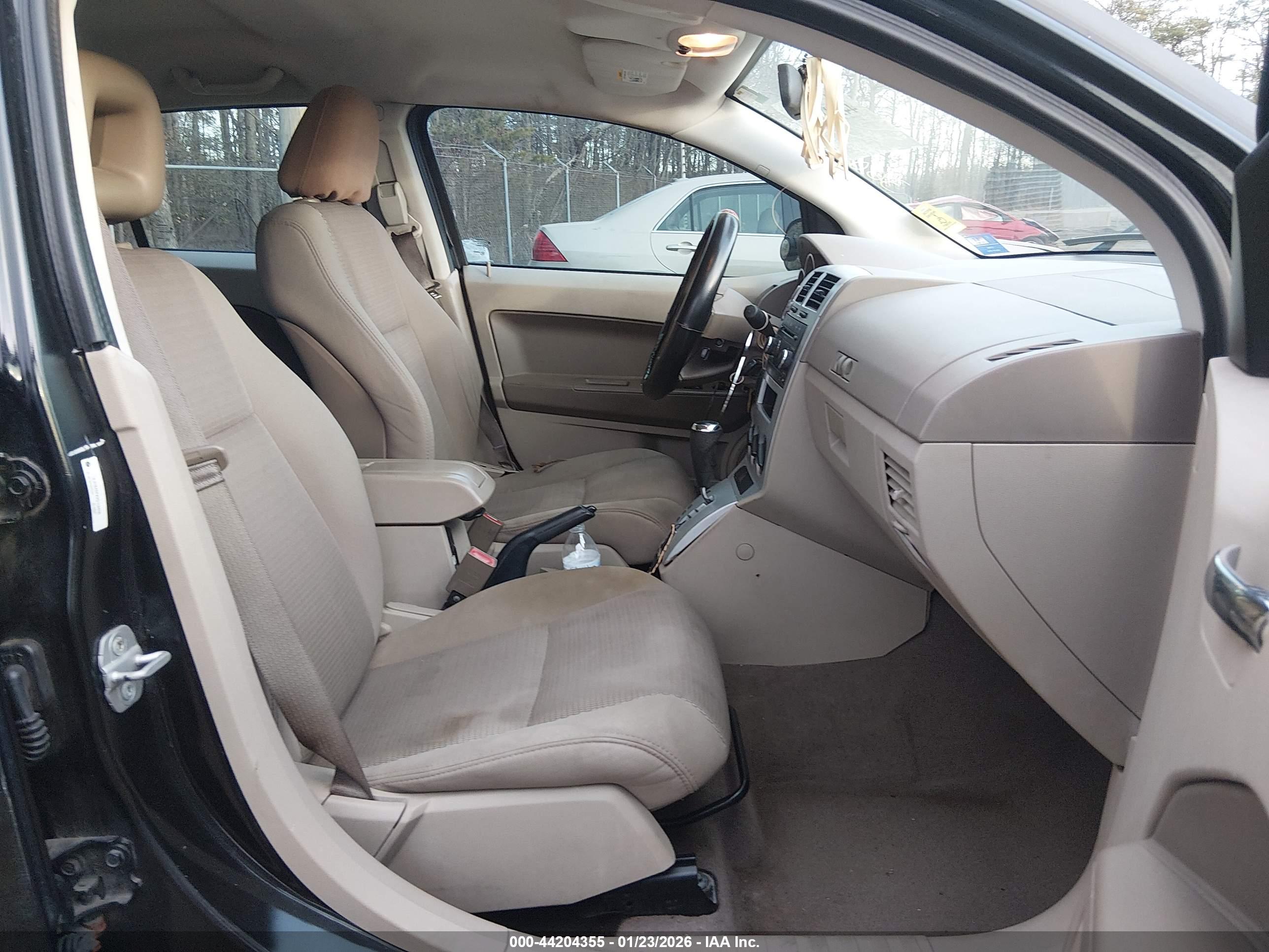 DODGE CALIBER image 5