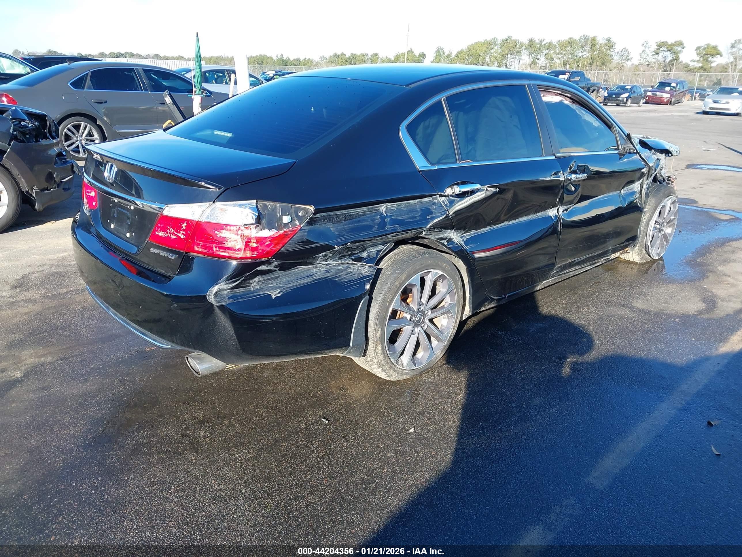 HONDA ACCORD image 4