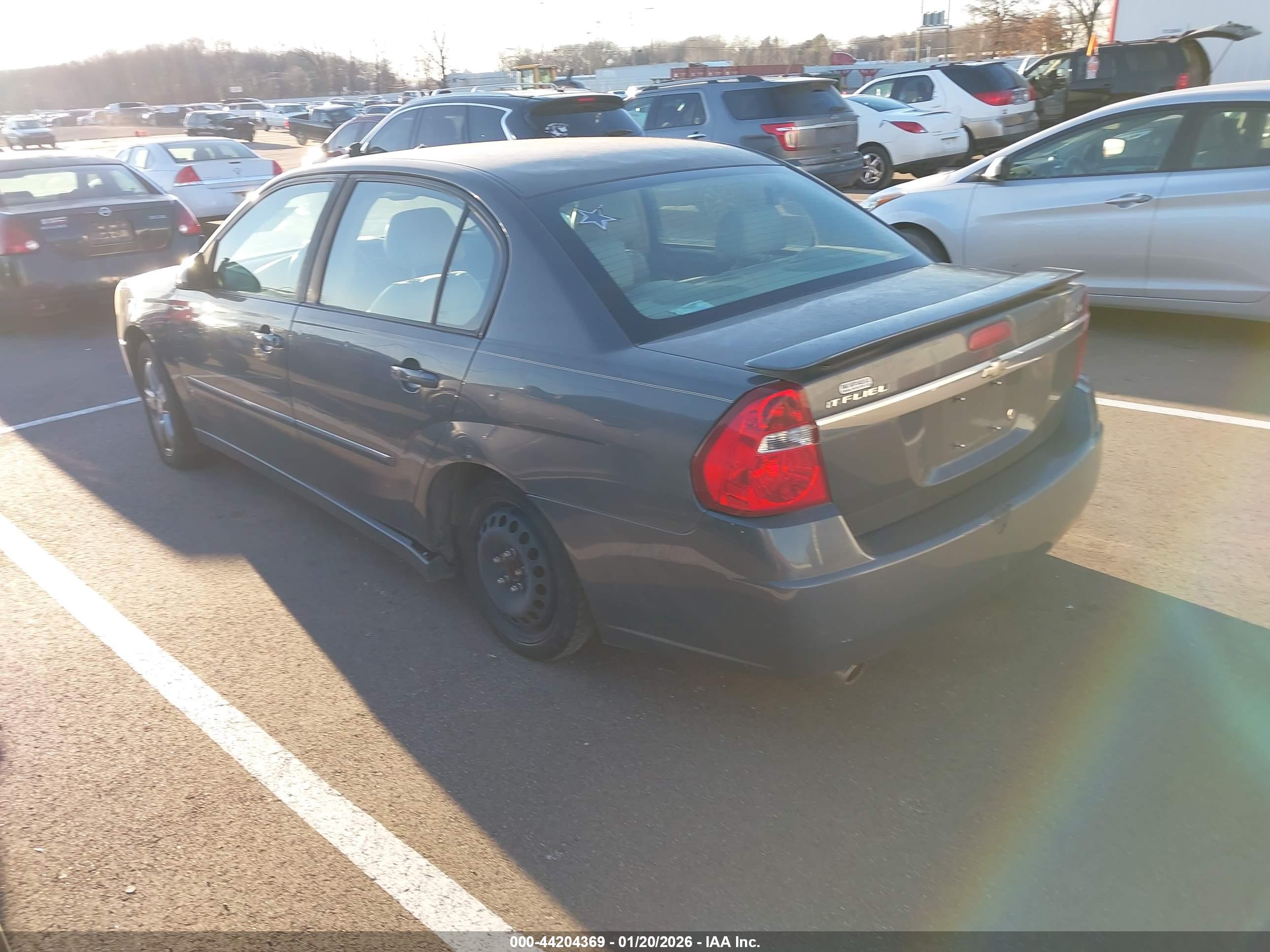 CHEVROLET MALIBU image 3