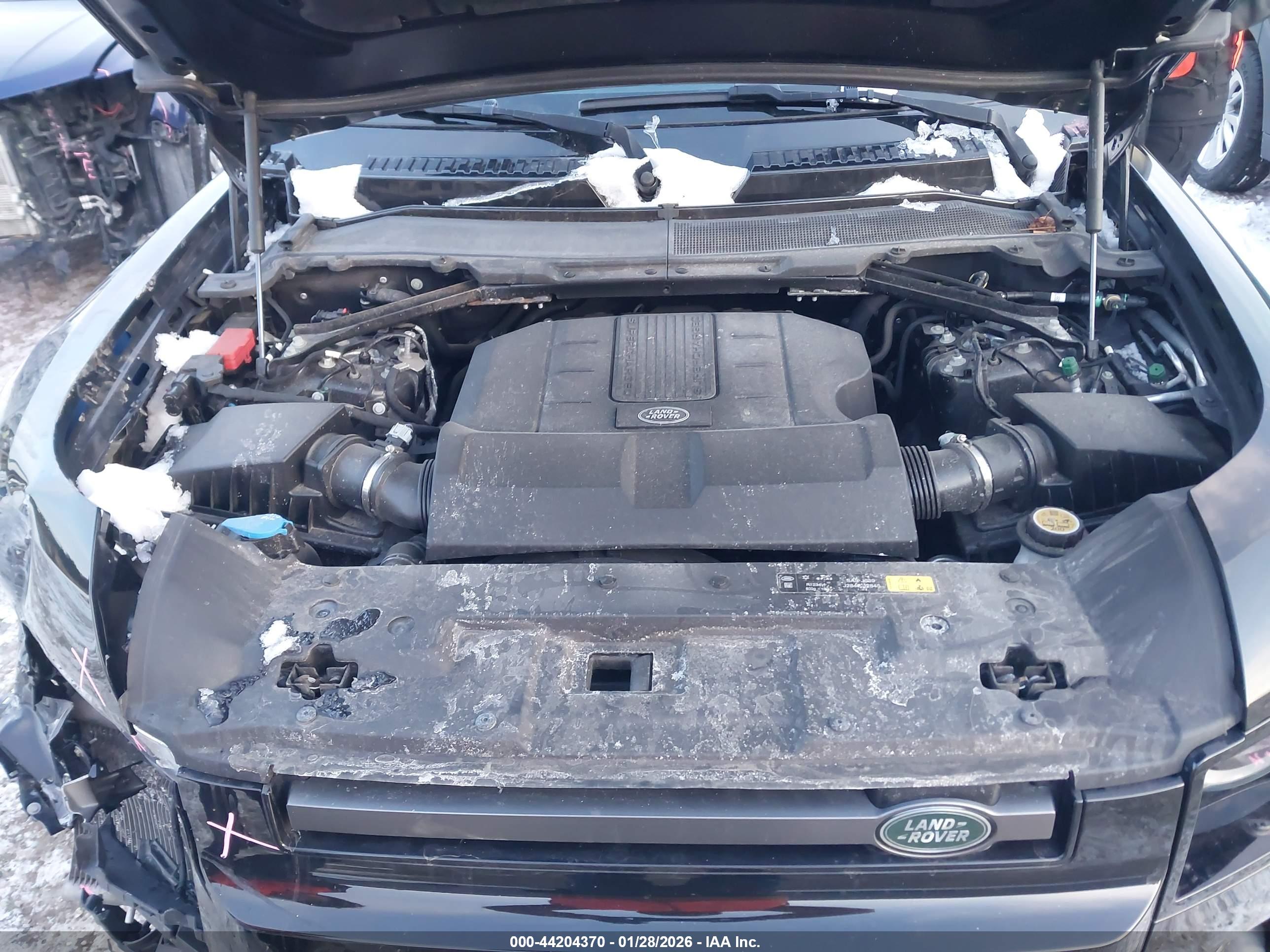 LAND ROVER image 10