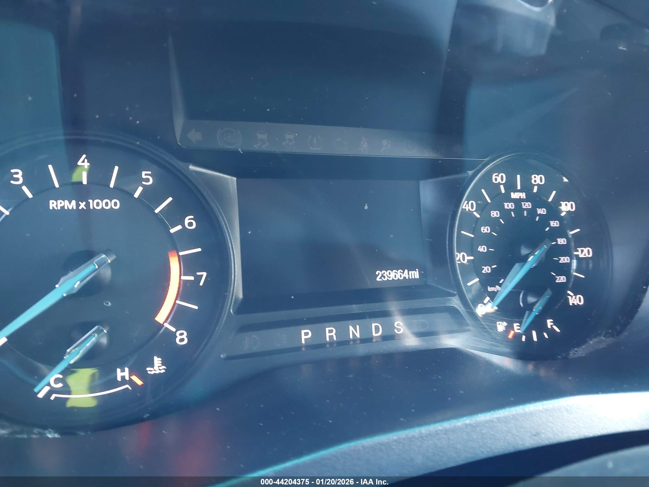 FORD EXPLORER image 7