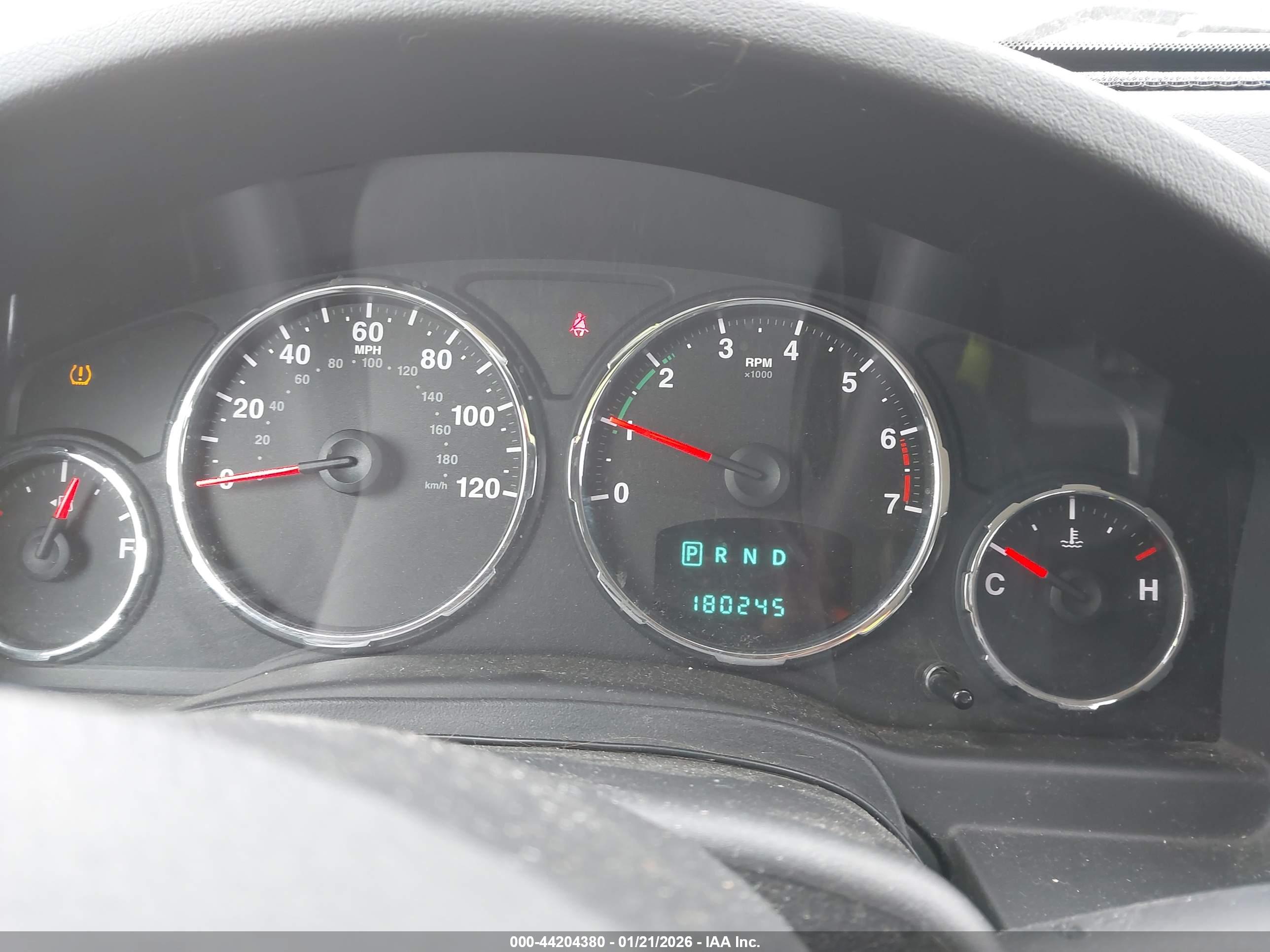 JEEP LIBERTY image 7